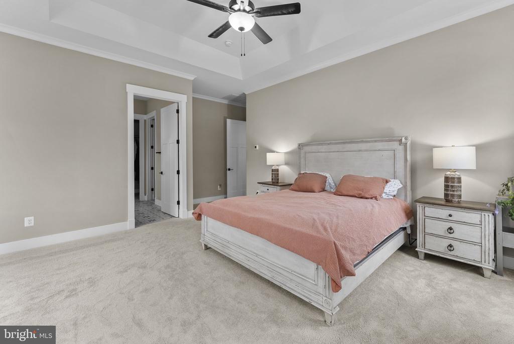 Warrenton, Virginia, 20187, United States, 4 Bedrooms Bedrooms, ,4 BathroomsBathrooms,Residential,For Sale,2048905
