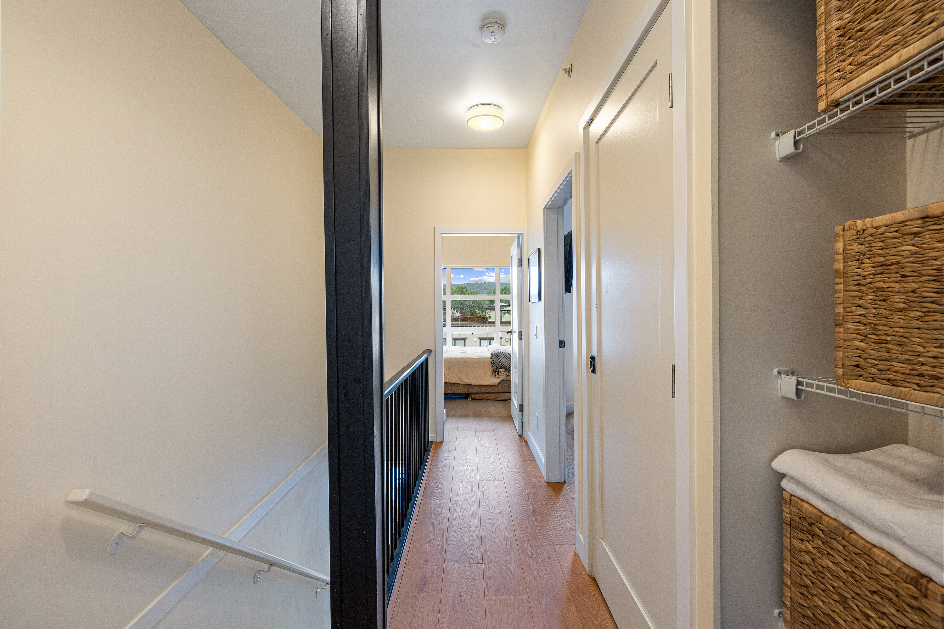  Renovated Porty Moody Townhome - 物件實景