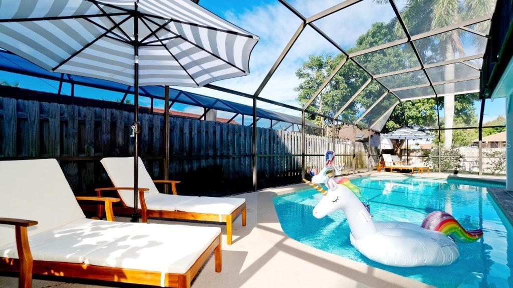 Bradenton, Florida, 34209, United States, 3 Bedrooms Bedrooms, ,4 BathroomsBathrooms,Residential,For Sale,1896605