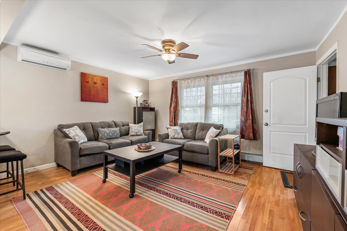Massapequa, New York, 11758, United States, 5 Bedrooms Bedrooms, ,2 BathroomsBathrooms,Residential,For Sale,1930623