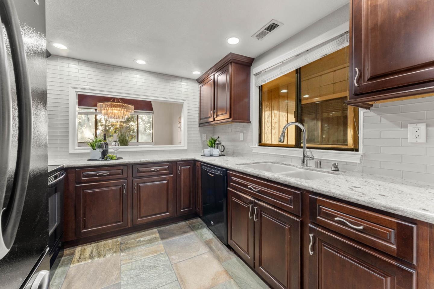 Morgan Hill, California, 95037, United States, 2 Bedrooms Bedrooms, ,2 BathroomsBathrooms,Residential,For Sale,1993030