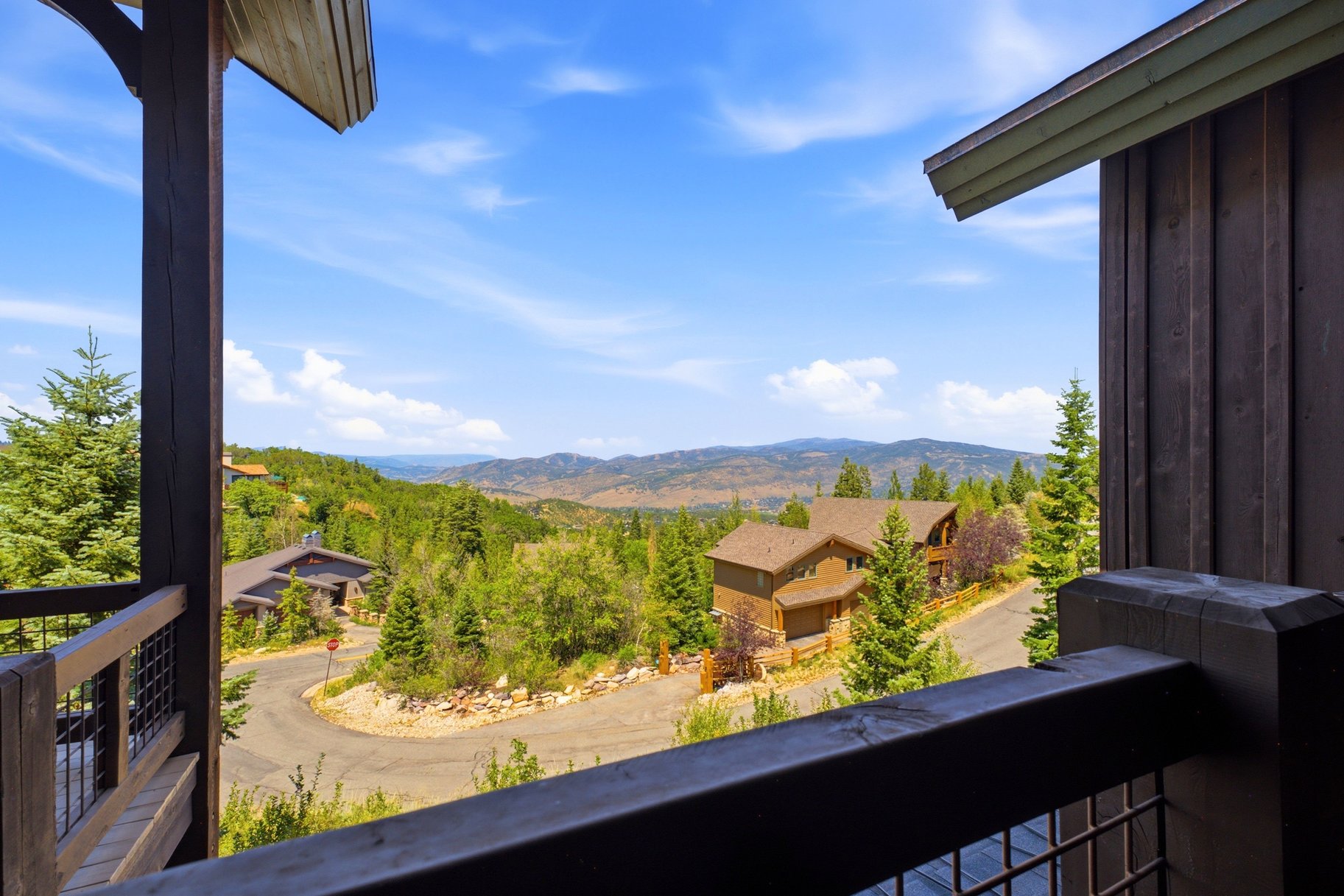  Mountain Estate in Pinebrook - 物件實景