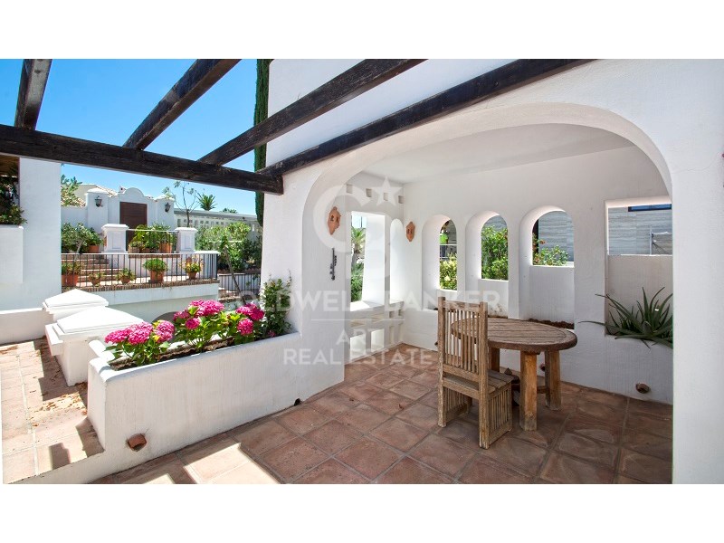 Marbella, Andalusia, ES, 5 Bedrooms Bedrooms, ,4 BathroomsBathrooms,Residential,For Sale,1848501