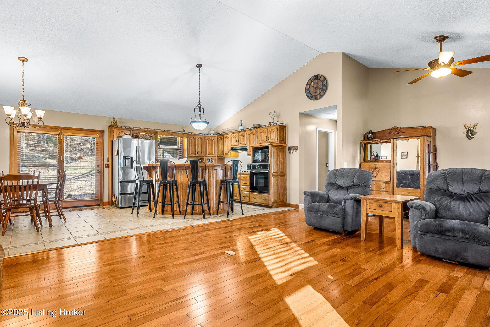 Boston, Kentucky, 40107, United States, 3 Bedrooms Bedrooms, ,2 BathroomsBathrooms,Residential,For Sale,1988918