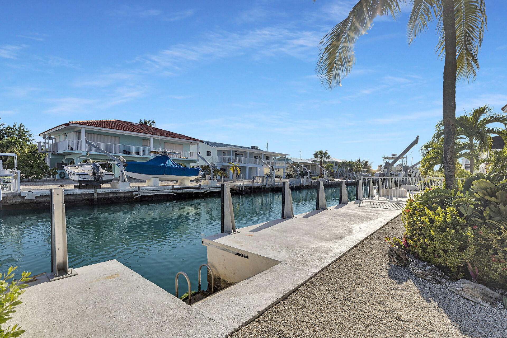 MARATHON, Florida, 33050, United States, 4 Bedrooms Bedrooms, ,3 BathroomsBathrooms,Residential,For Sale,1996240