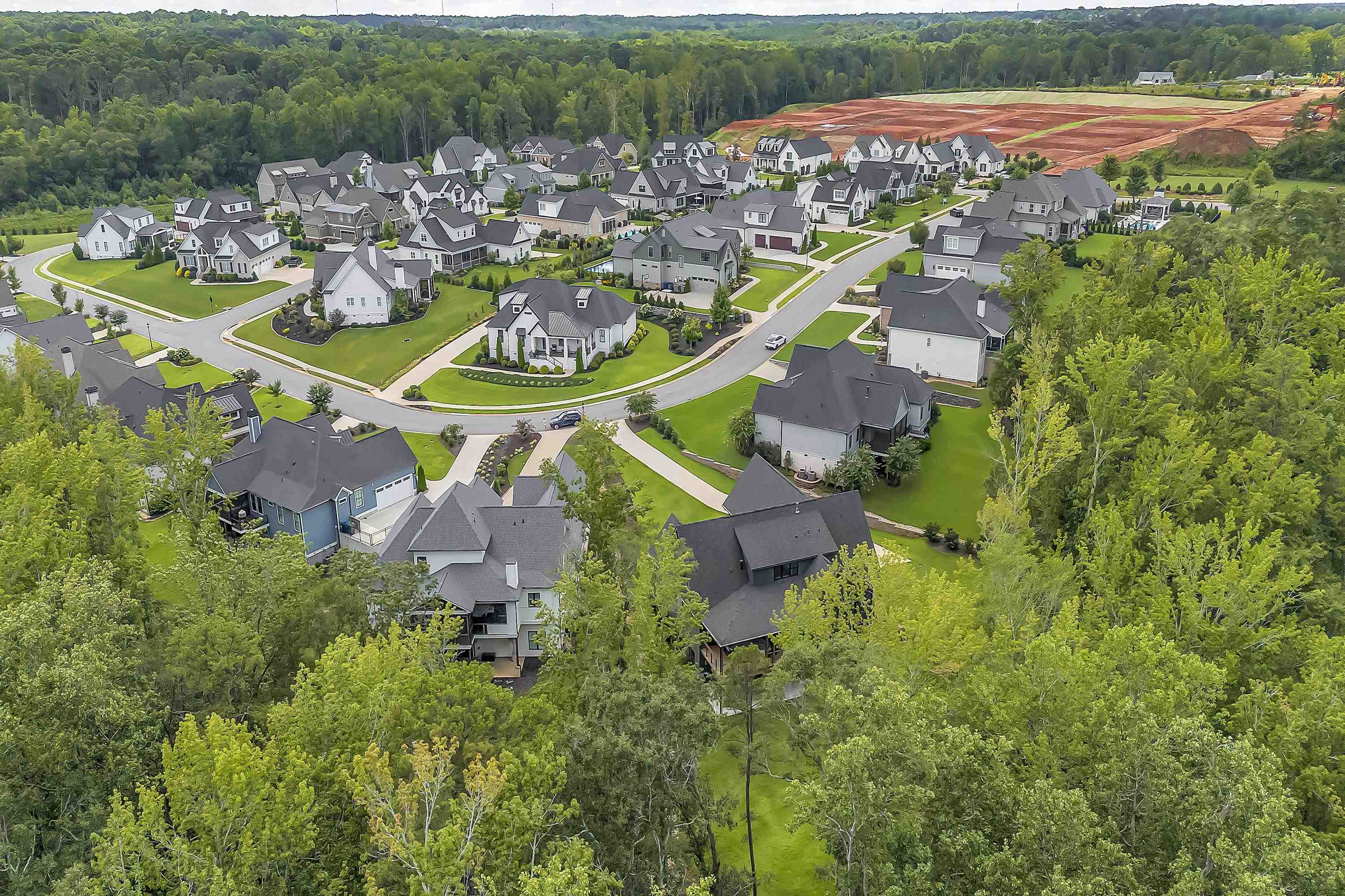 Simpsonville, South Carolina, 29681, United States, 5 Bedrooms Bedrooms, ,5 BathroomsBathrooms,Residential,For Sale,1913454