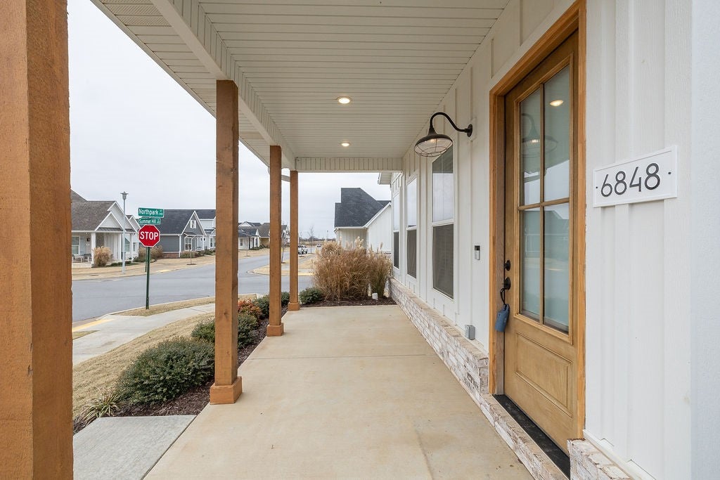 Springdale, Arkansas, 72762, United States, 3 Bedrooms Bedrooms, ,3 BathroomsBathrooms,Residential,For Sale,2001848