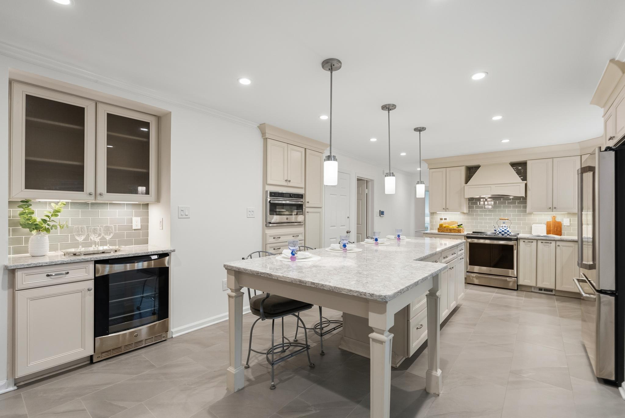  7905 Belleflower Drive, Springfield, VA, 22152 - 物件實景