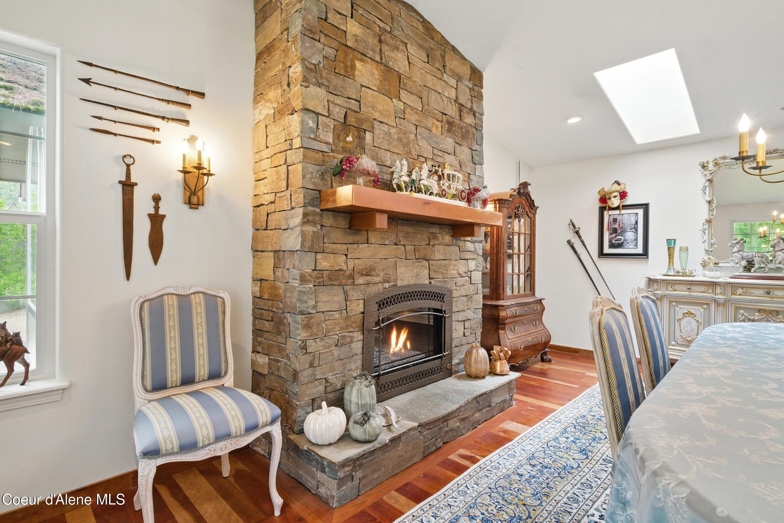 Athol, Idaho, 83801, United States, 6 Bedrooms Bedrooms, ,6 BathroomsBathrooms,Residential,For Sale,1975290