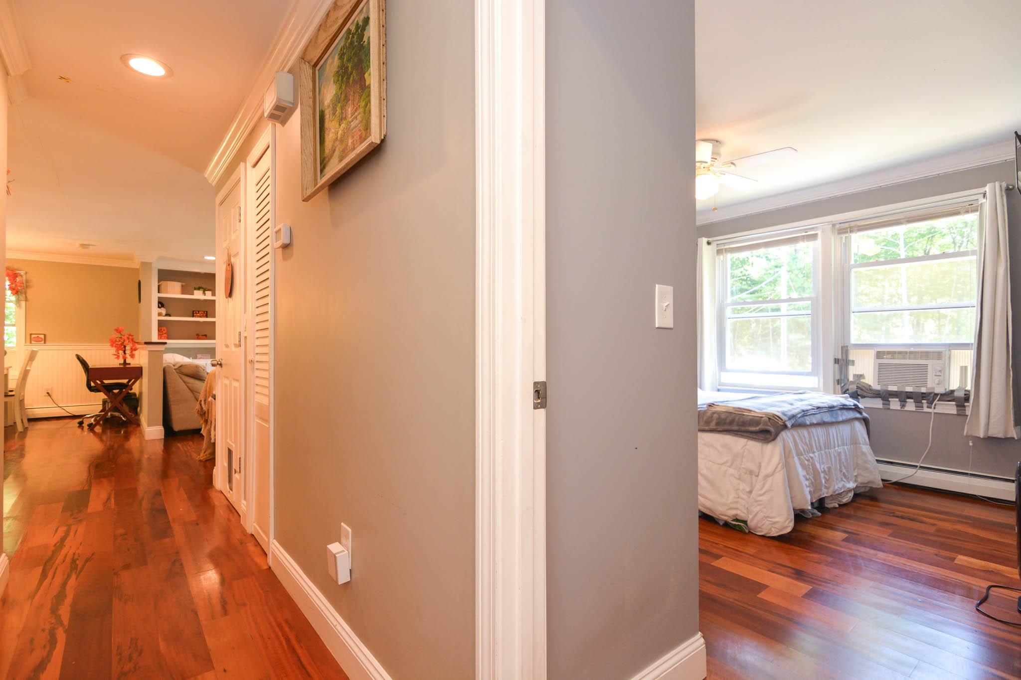 Litchfield, New Hampshire, 03054, United States, 3 Bedrooms Bedrooms, ,1 BathroomBathrooms,Residential,For Sale,1948760