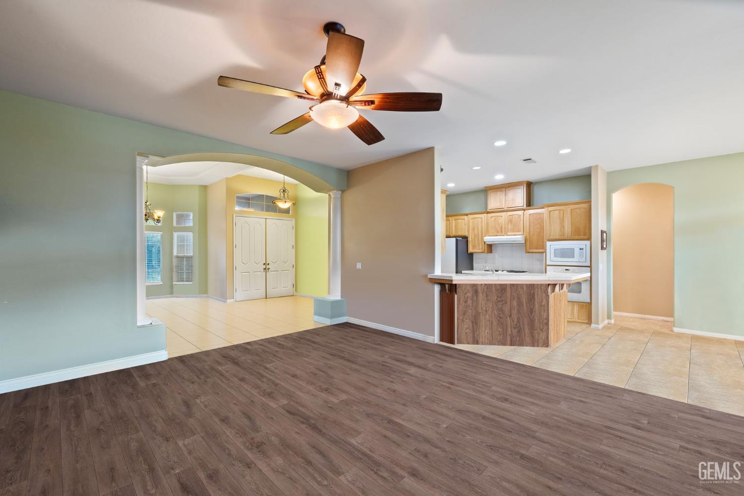 Bakersfield, California, 93312, United States, 4 Bedrooms Bedrooms, ,3 BathroomsBathrooms,Residential,For Sale,1992986