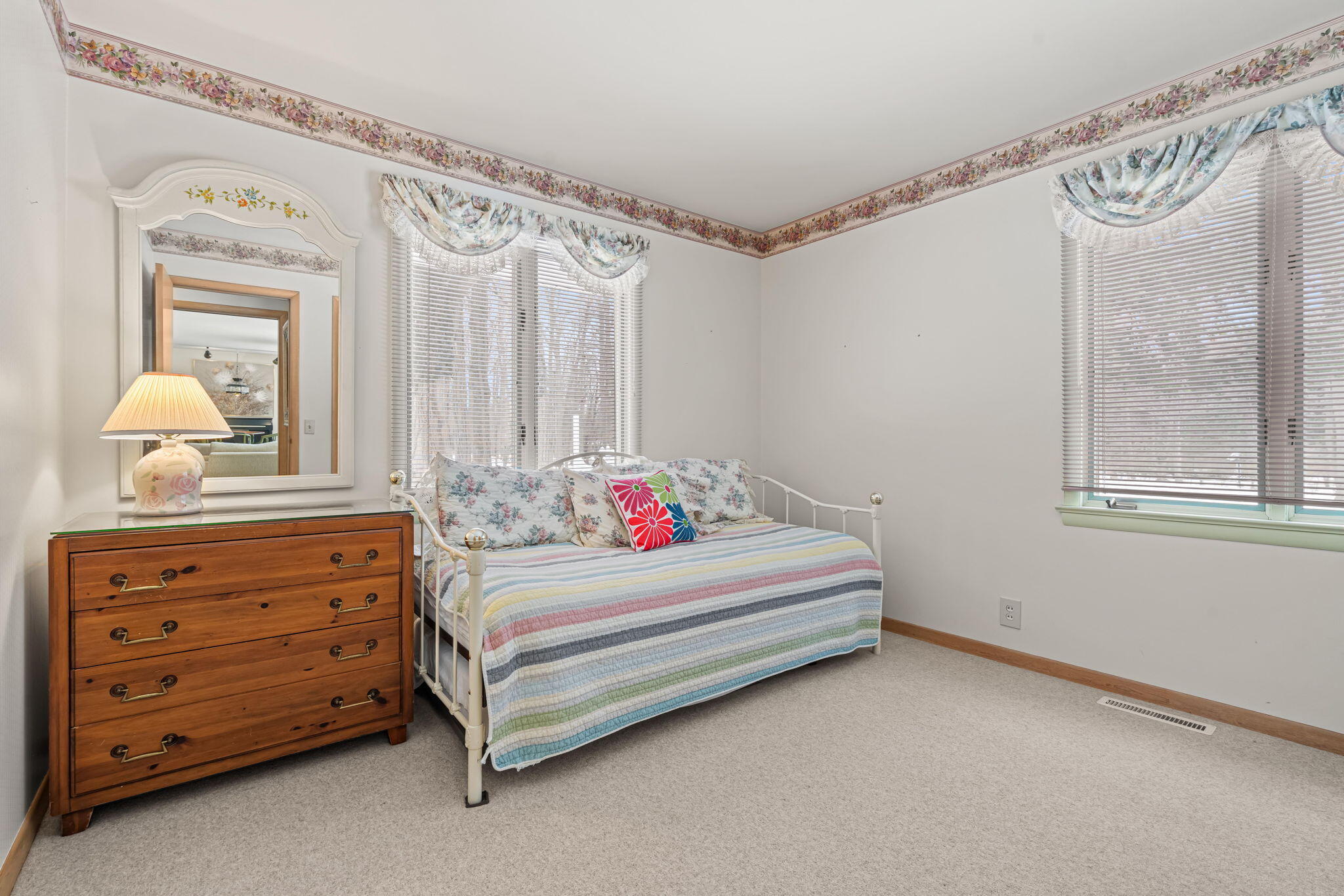 Fennville, Michigan, 49408, United States, 3 Bedrooms Bedrooms, ,2 BathroomsBathrooms,Residential,For Sale,2027985