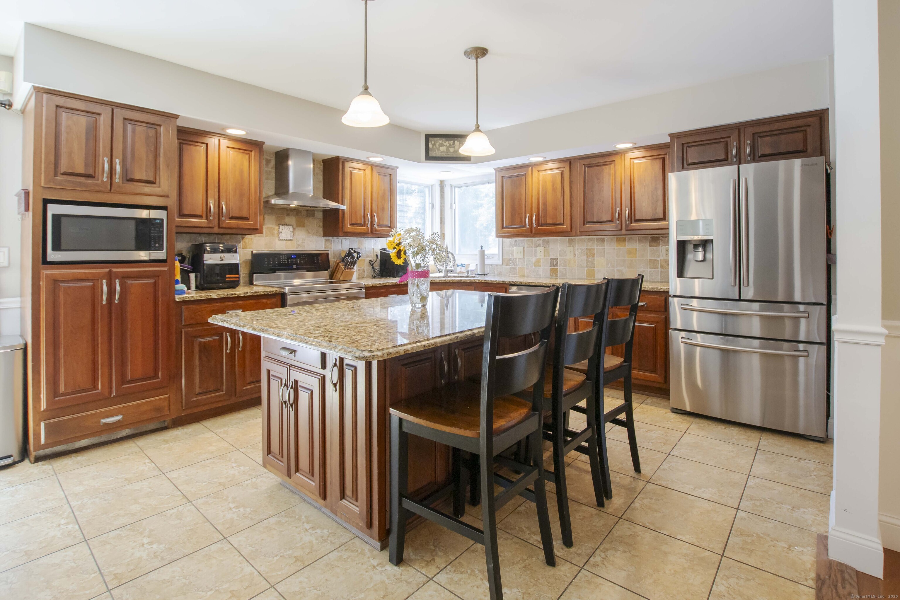 New Fairfield, Connecticut, 06812, United States, 4 Bedrooms Bedrooms, ,3 BathroomsBathrooms,Residential,For Sale,1940066