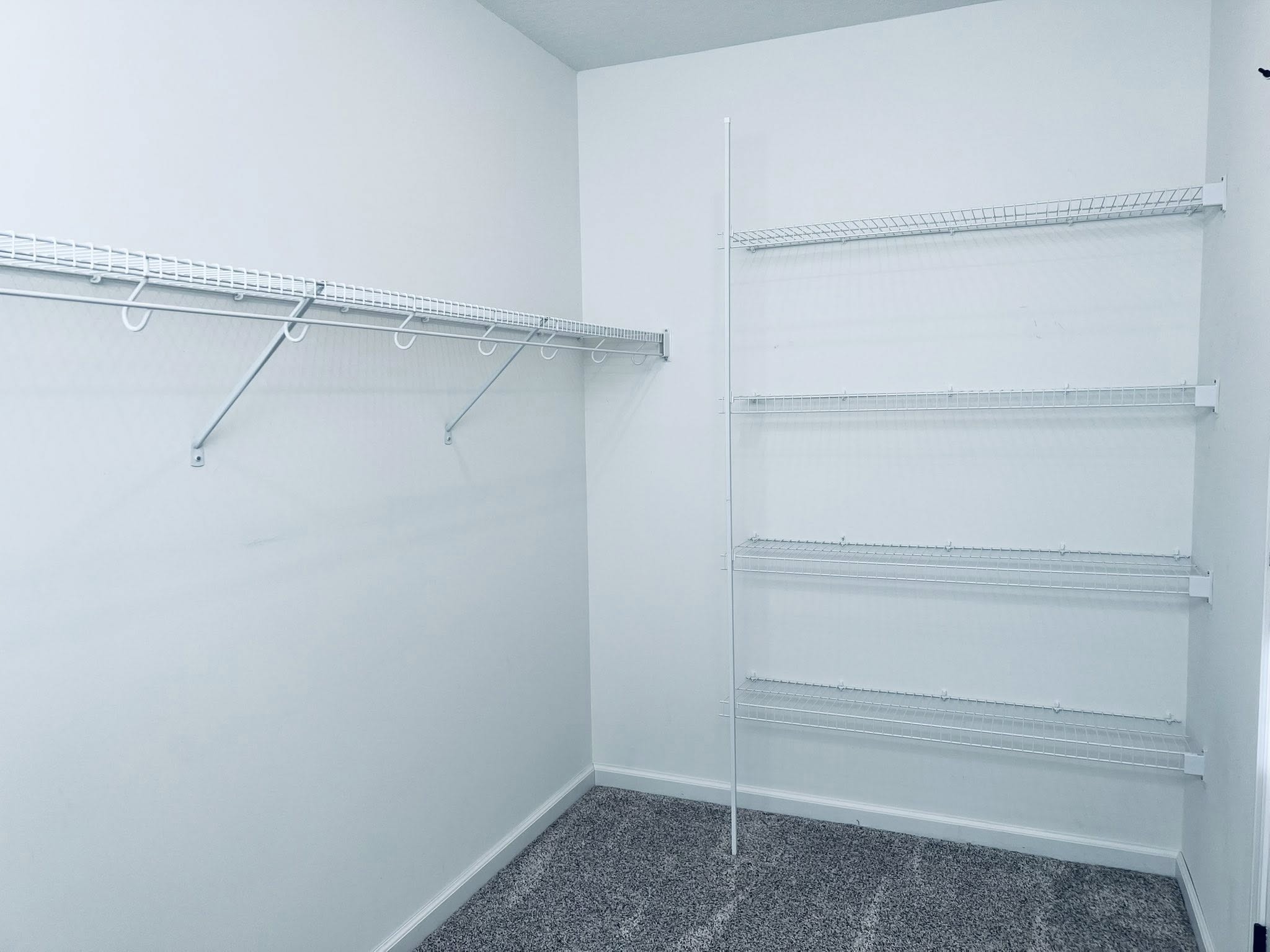 Hannibal, Missouri, 6341, United States, 4 Bedrooms Bedrooms, ,4 BathroomsBathrooms,Residential,For Sale,2005441