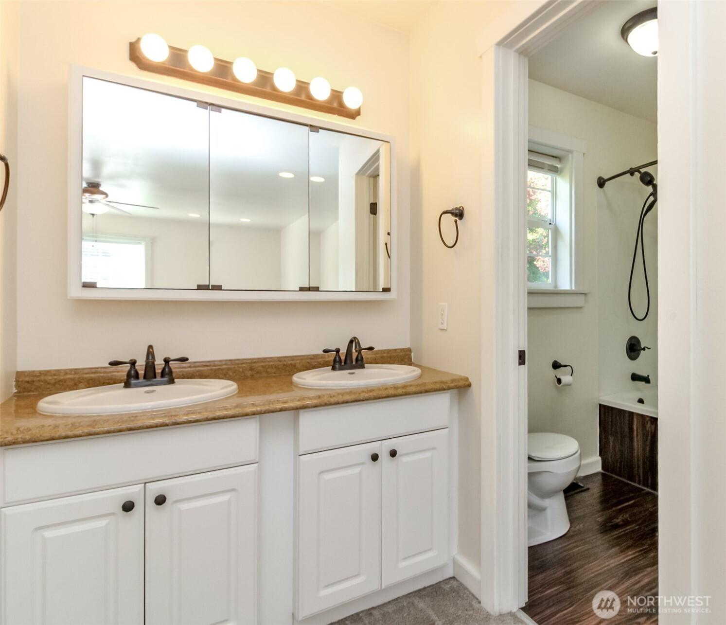 TACOMA, Washington, 98422, United States, 4 Bedrooms Bedrooms, ,3 BathroomsBathrooms,Residential,For Sale,1940753