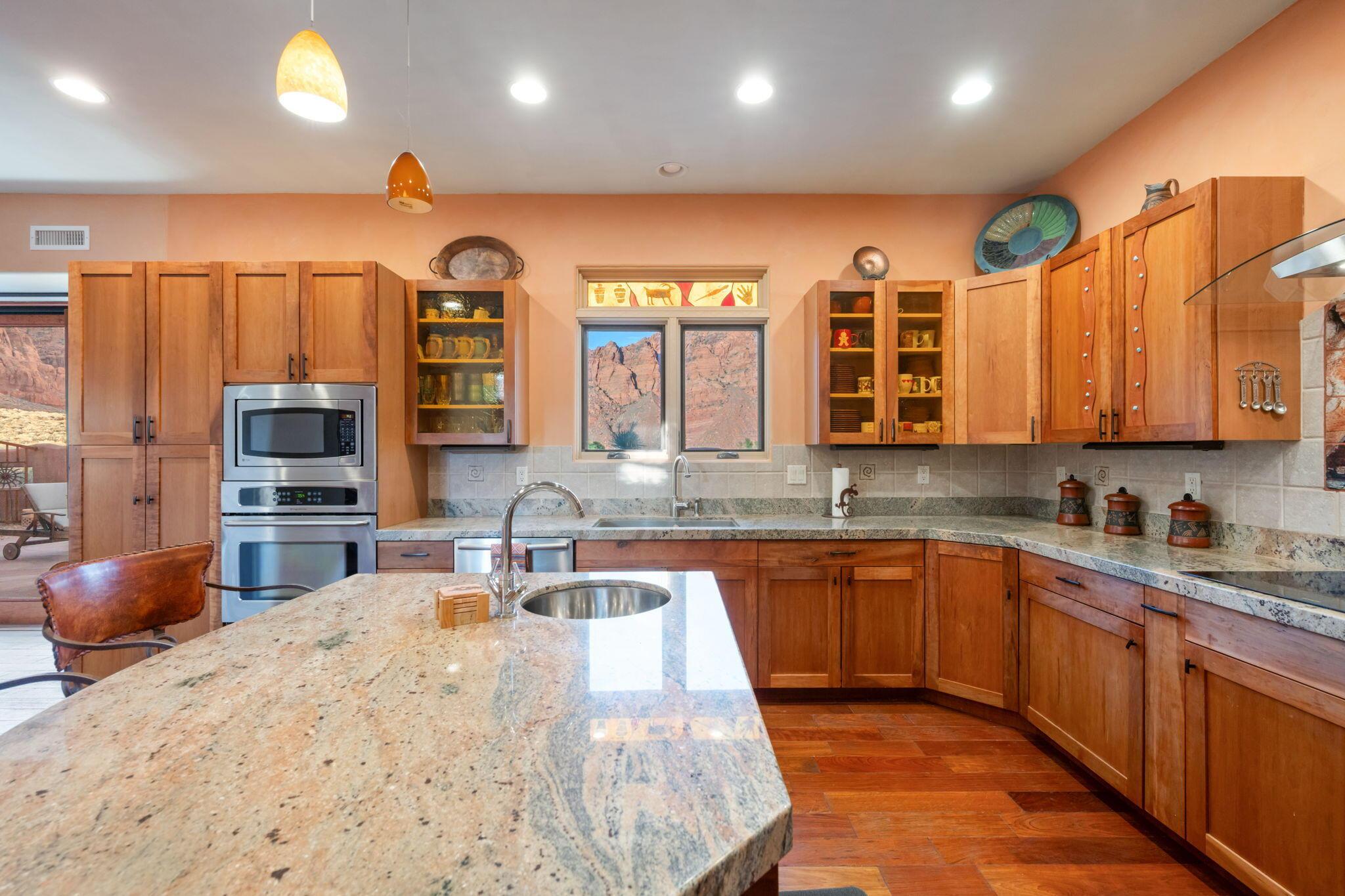 Ivins, Utah, 84738, United States, 3 Bedrooms Bedrooms, ,3 BathroomsBathrooms,Residential,For Sale,2048160