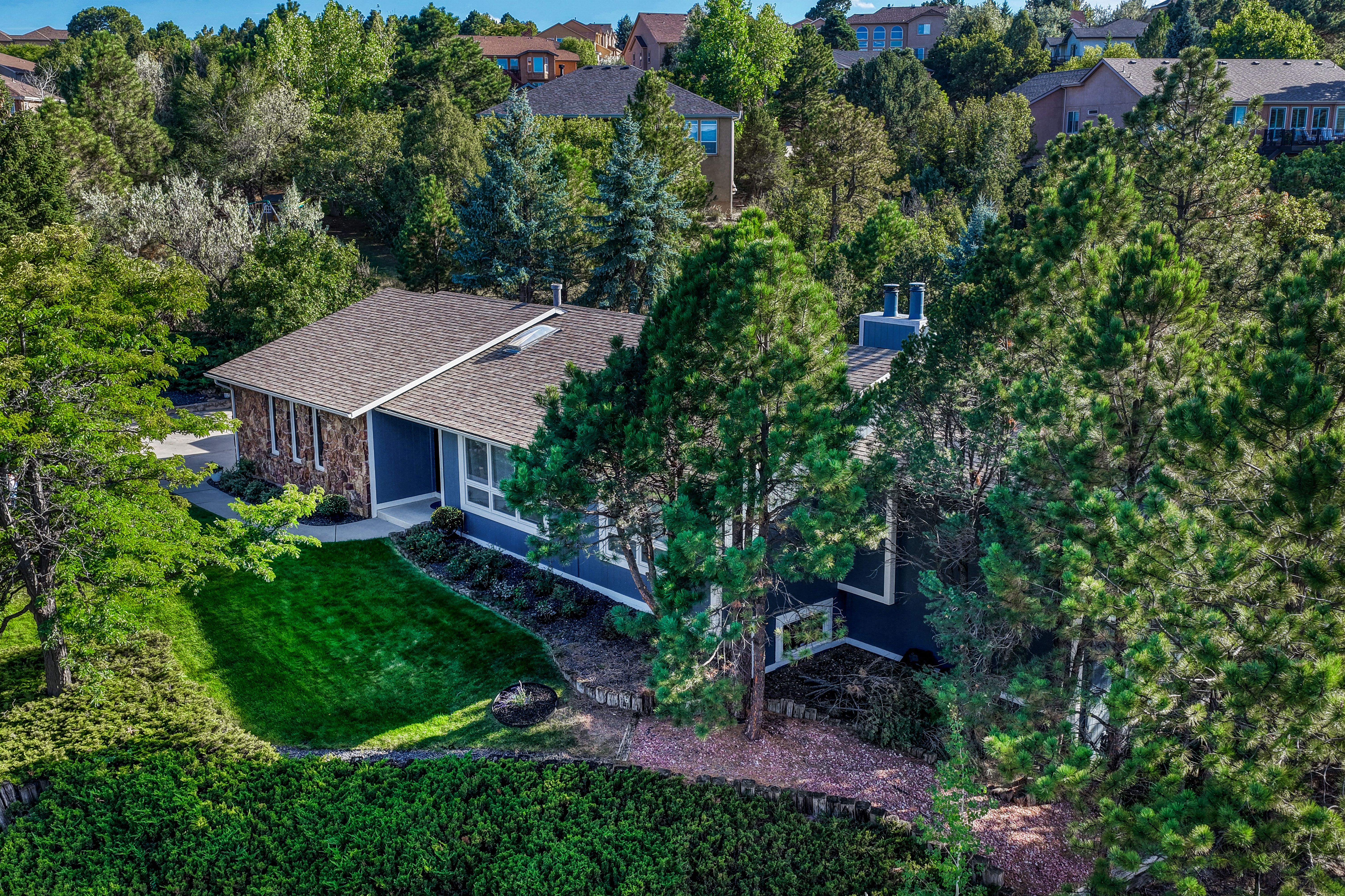  Renovated Ranch with Outdoor Living - 物件實景
