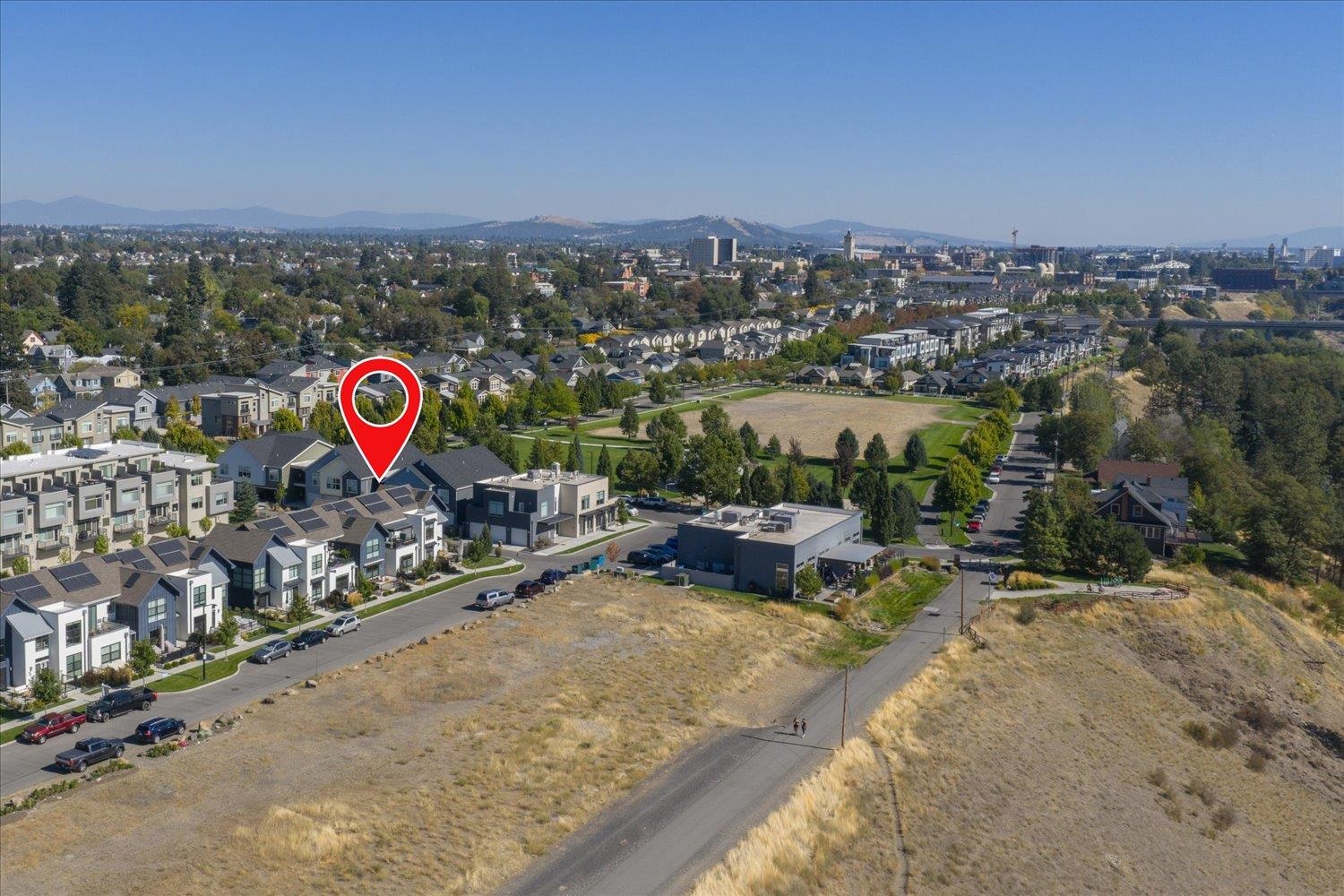 Spokane, Washington, 99201, United States, 2 Bedrooms Bedrooms, ,3 BathroomsBathrooms,Residential,For Sale,1974429