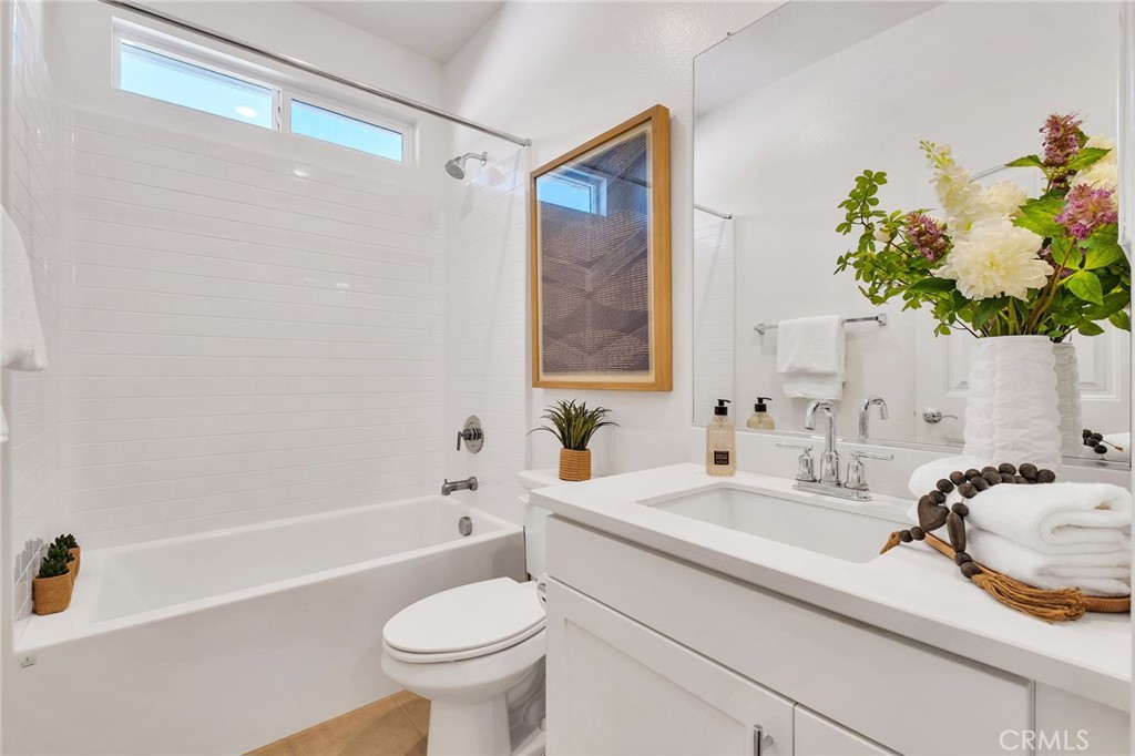 Moreno Valley, California, 92553, United States, 3 Bedrooms Bedrooms, ,2 BathroomsBathrooms,Residential,For Sale,2042349