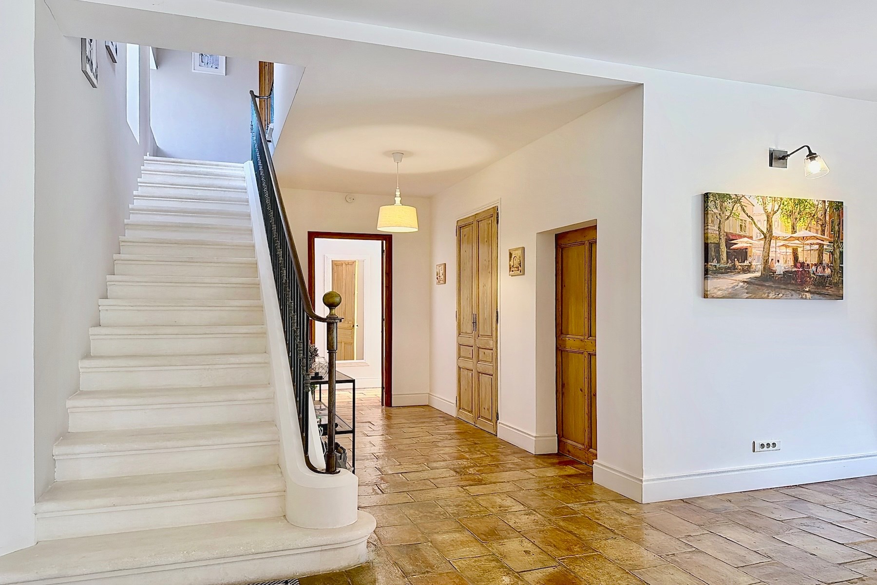 Elegant property with swimming pool and landscaped garden near Uzès - 物件實景