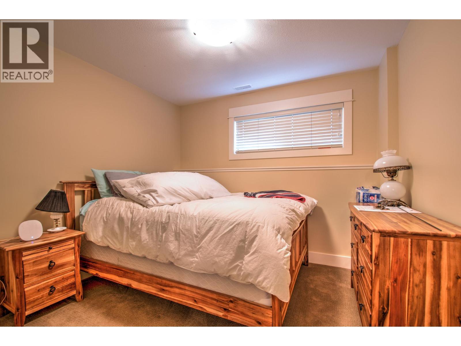 VERNON, British Columbia, V1T 2E4, CA, 4 Bedrooms Bedrooms, ,2 BathroomsBathrooms,Residential,For Sale,1949133