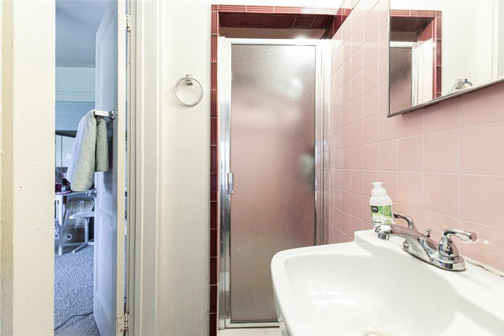 Pasadena, California, 91101, United States, ,Residential,For Sale,1997048