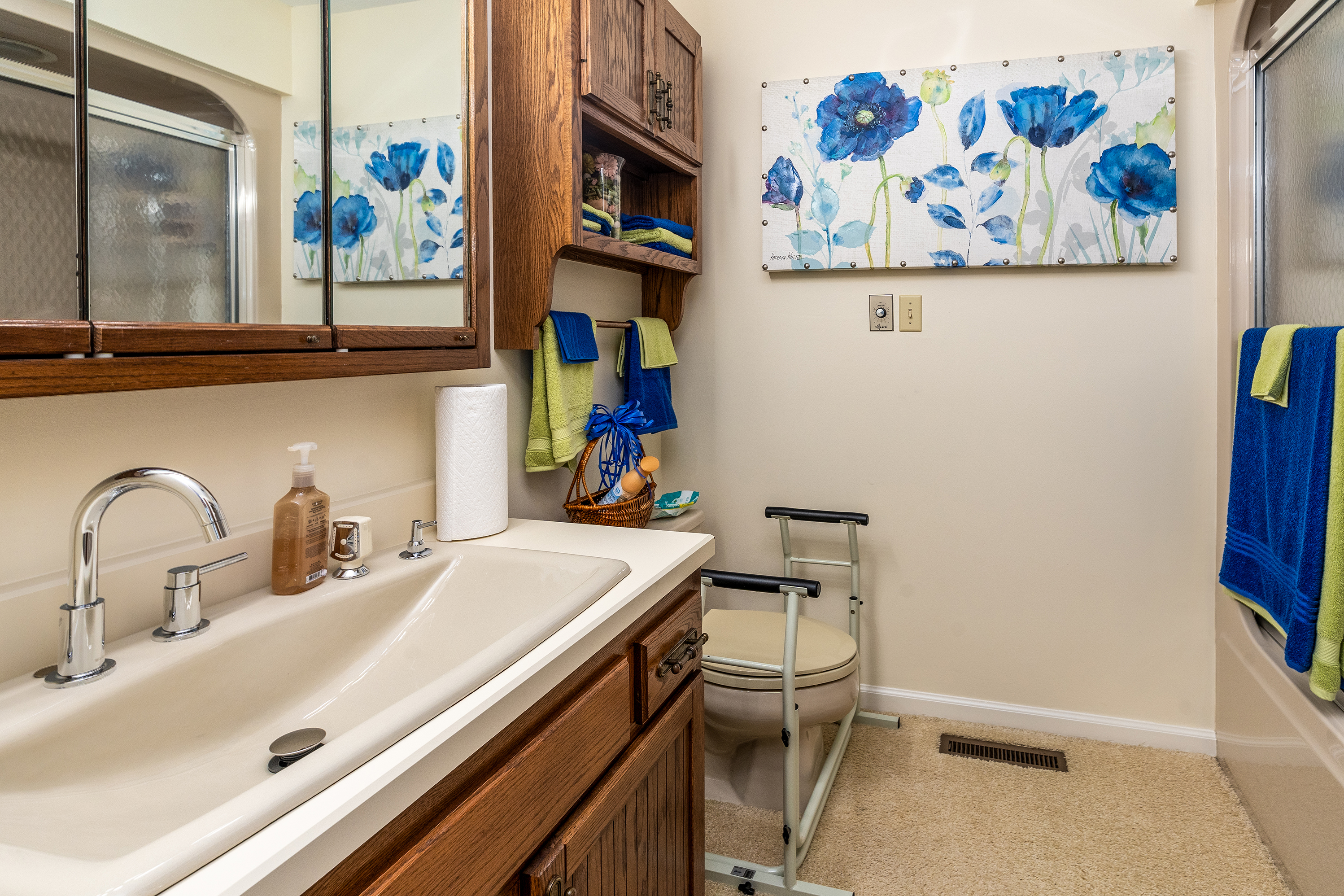 Marion, Illinois, 62959, United States, 7 Bedrooms Bedrooms, ,7 BathroomsBathrooms,Residential,For Sale,1979062