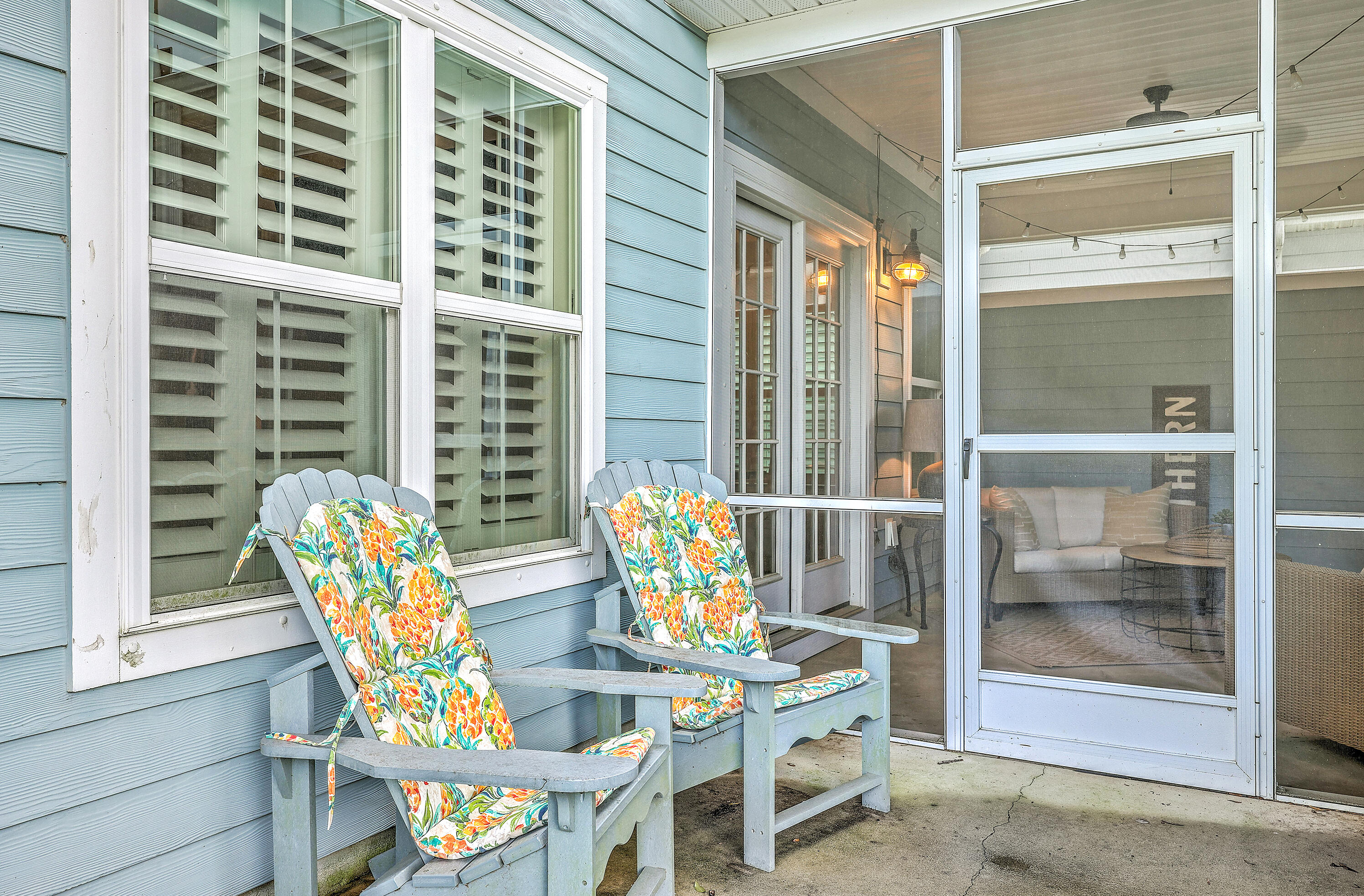 Charleston, South Carolina, 29414, United States, 4 Bedrooms Bedrooms, ,4 BathroomsBathrooms,Residential,For Sale,1895011