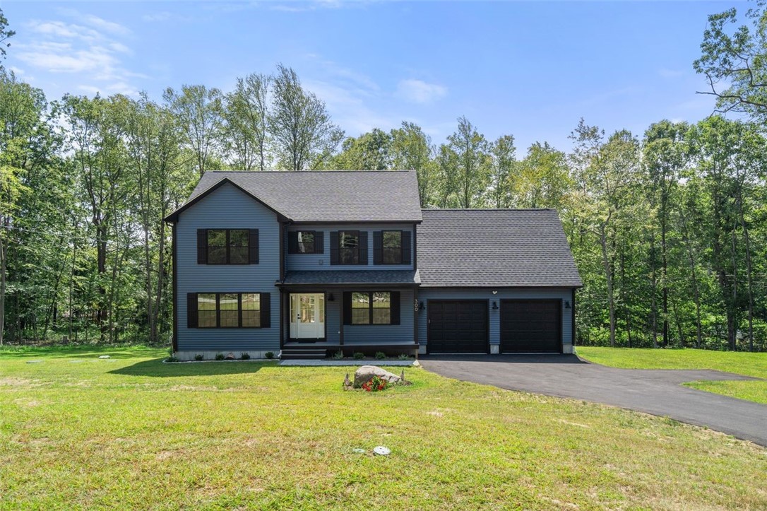 Cumberland, Rhode Island, 02864, United States, 3 Bedrooms Bedrooms, ,3 BathroomsBathrooms,Residential,For Sale,1991986