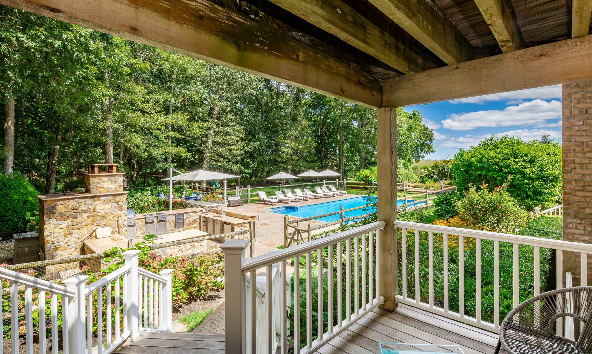  Serene Gated Retreat with Farm Vistas in Water Mill - 物件實景