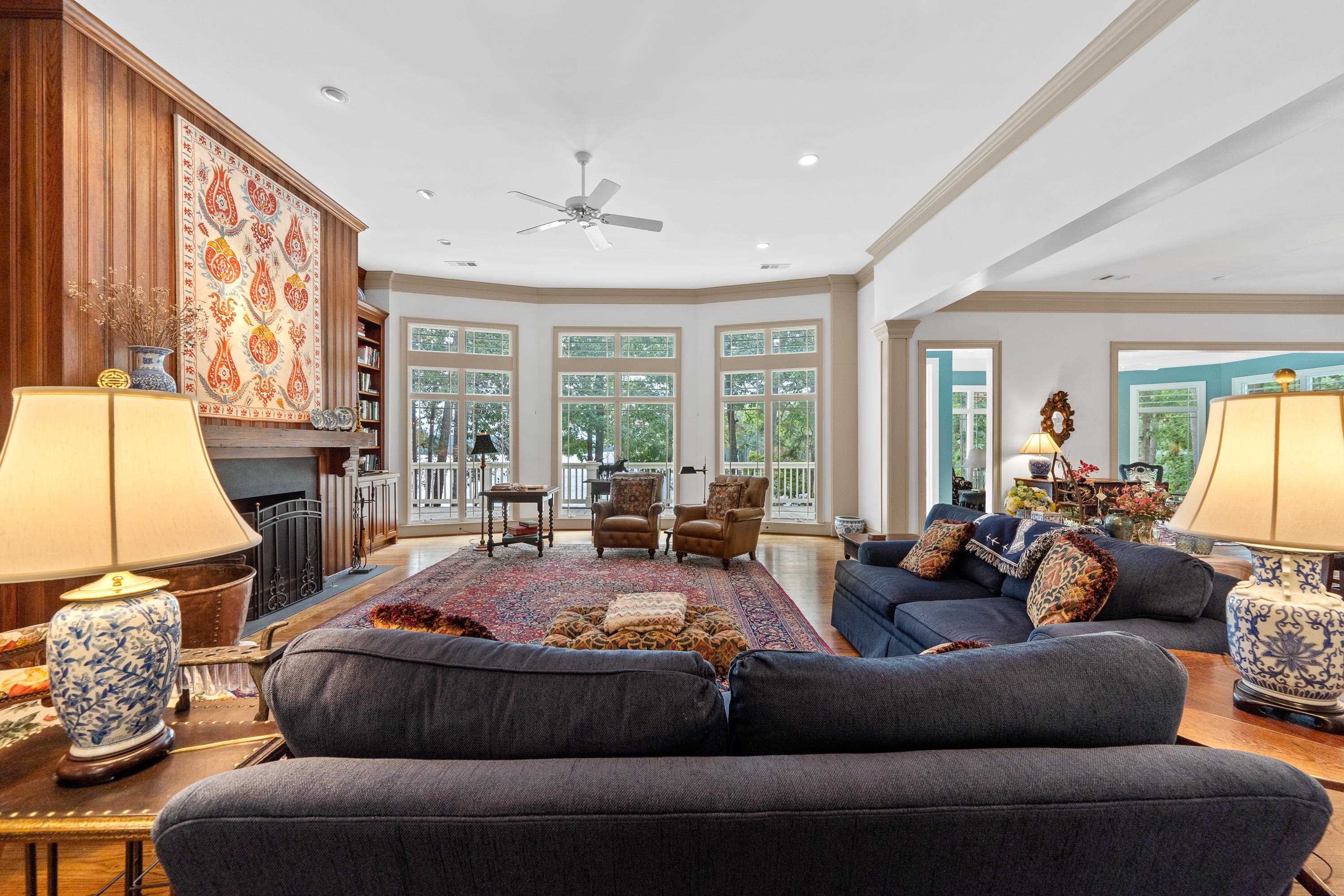 Greensboro, Georgia, 30642, United States, 7 Bedrooms Bedrooms, ,8 BathroomsBathrooms,Residential,For Sale,1984932