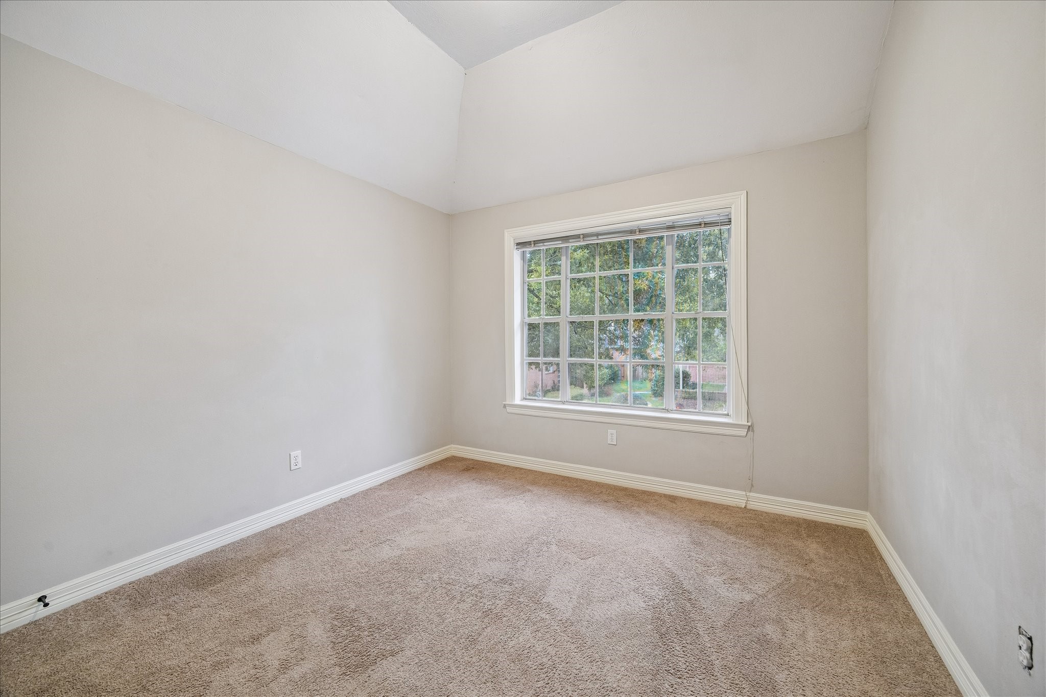  3115 Cedar Knolls Drive - 物件實景