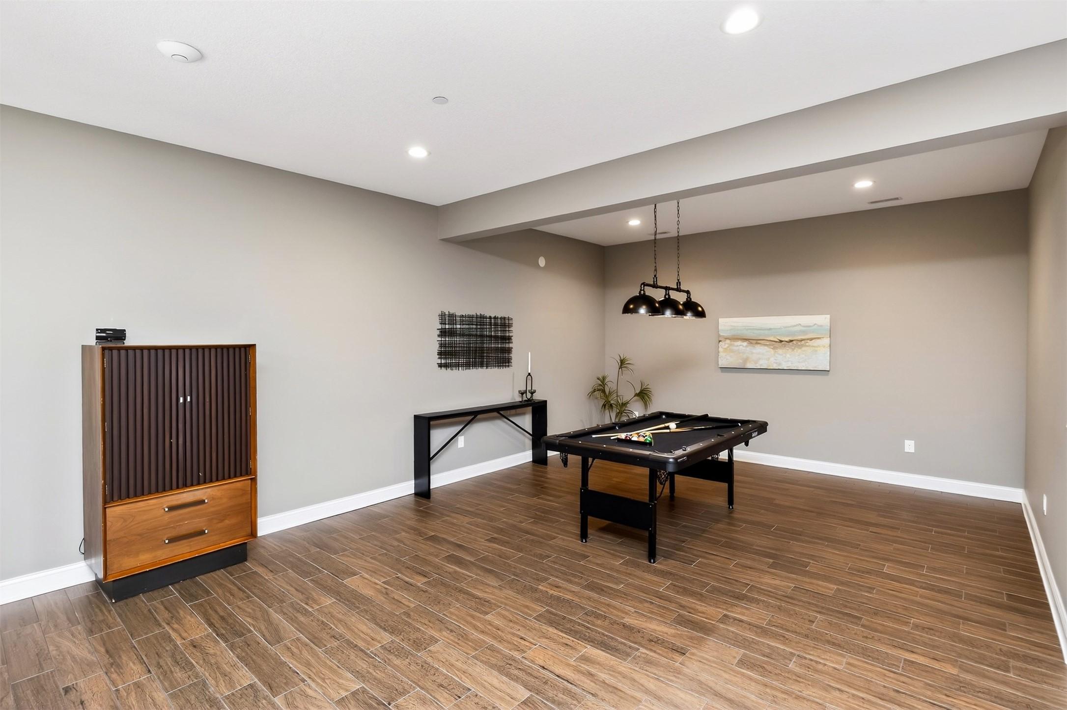 West Des Moines, Iowa, 50265, United States, 6 Bedrooms Bedrooms, ,6 BathroomsBathrooms,Residential,For Sale,2023219