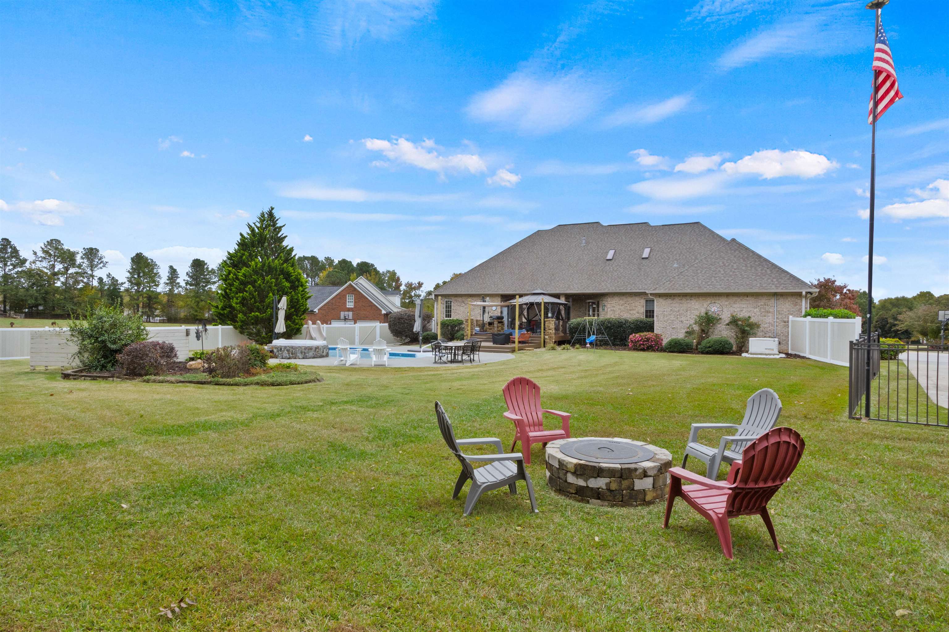 Boiling Springs, South Carolina, 29316, United States, 4 Bedrooms Bedrooms, ,4 BathroomsBathrooms,Residential,For Sale,2005798