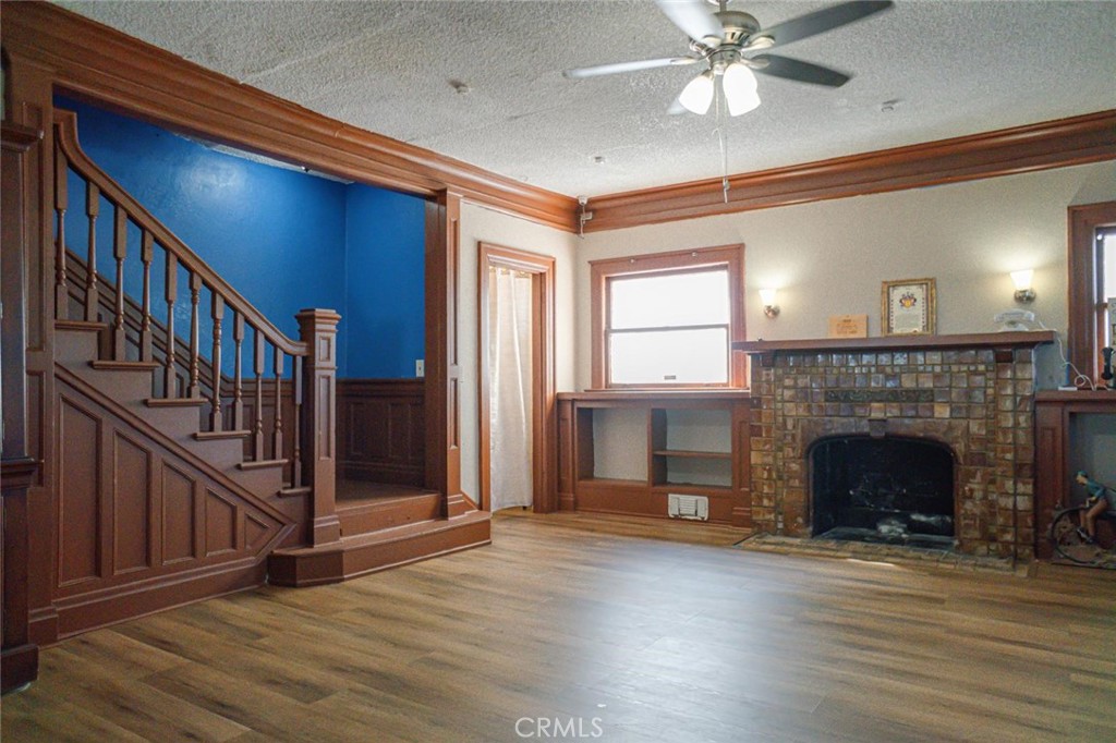 Los Angeles, California, 90061, United States, ,Residential,For Sale,1855356