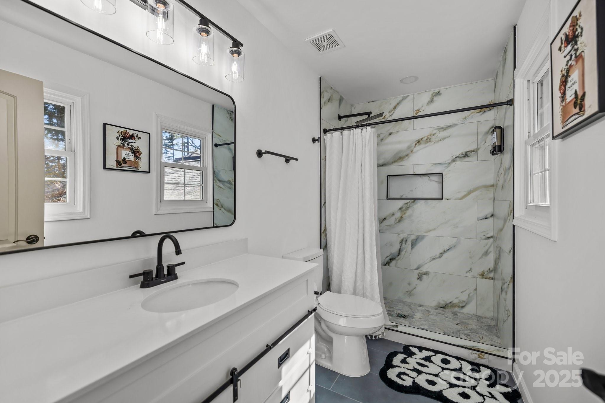 Matthews, North Carolina, 28105, United States, 5 Bedrooms Bedrooms, ,4 BathroomsBathrooms,Residential,For Sale,2003346