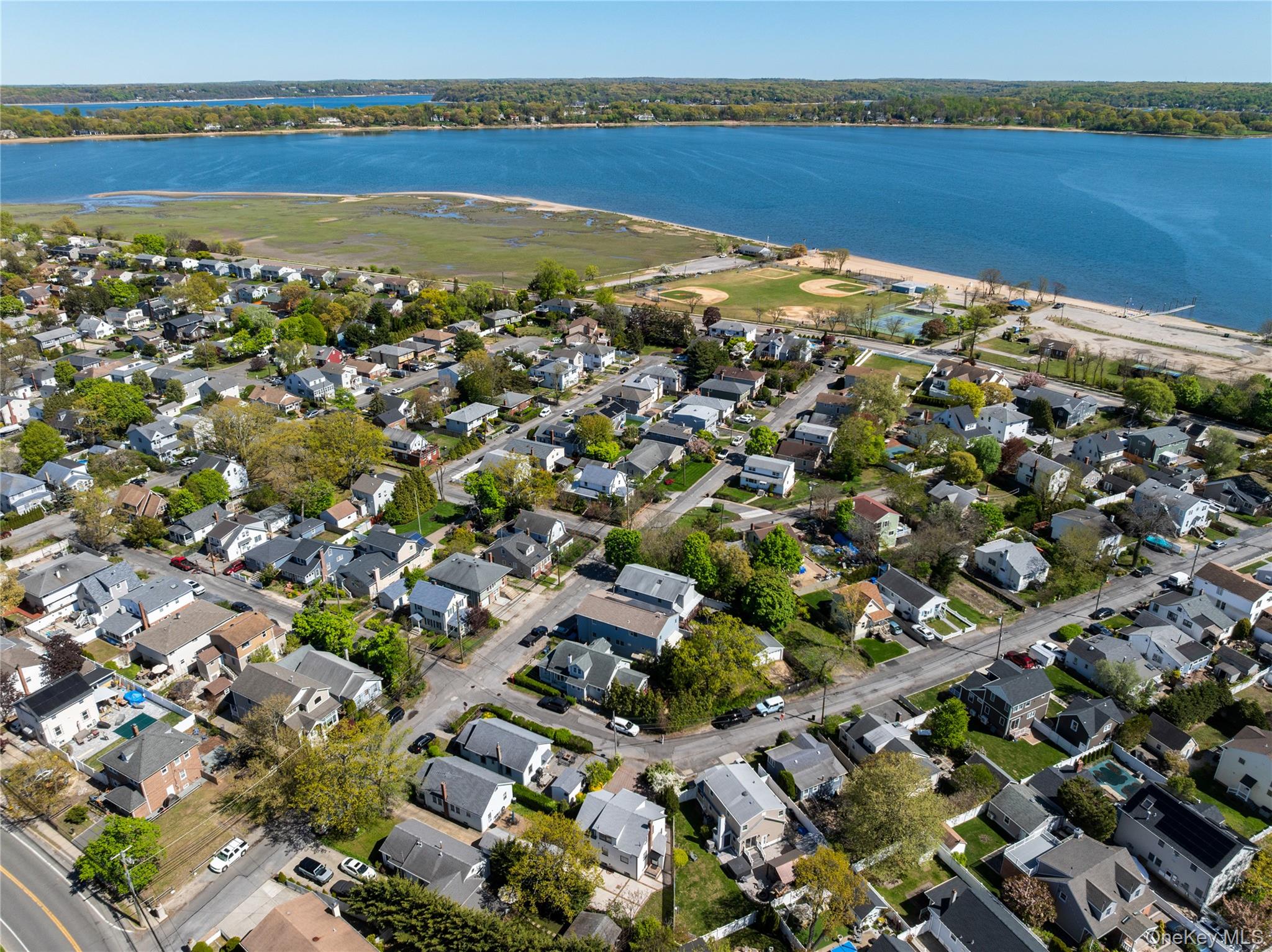  17 June Avenue, Bayville, NY, 11709 - 物件實景