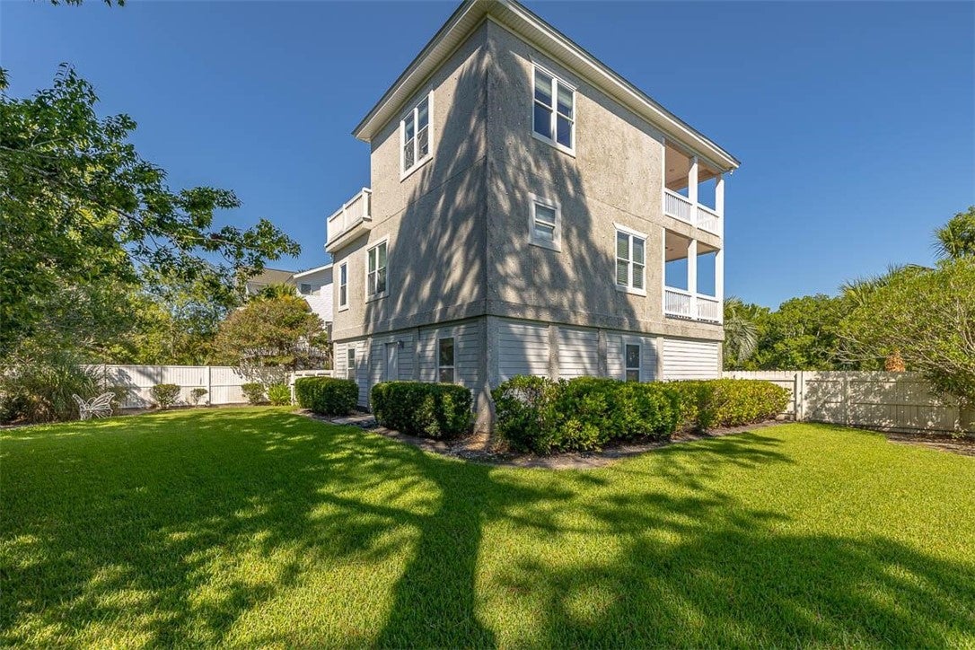 Brunswick, Georgia, 31520, United States, 3 Bedrooms Bedrooms, ,3 BathroomsBathrooms,Residential,For Sale,1895763