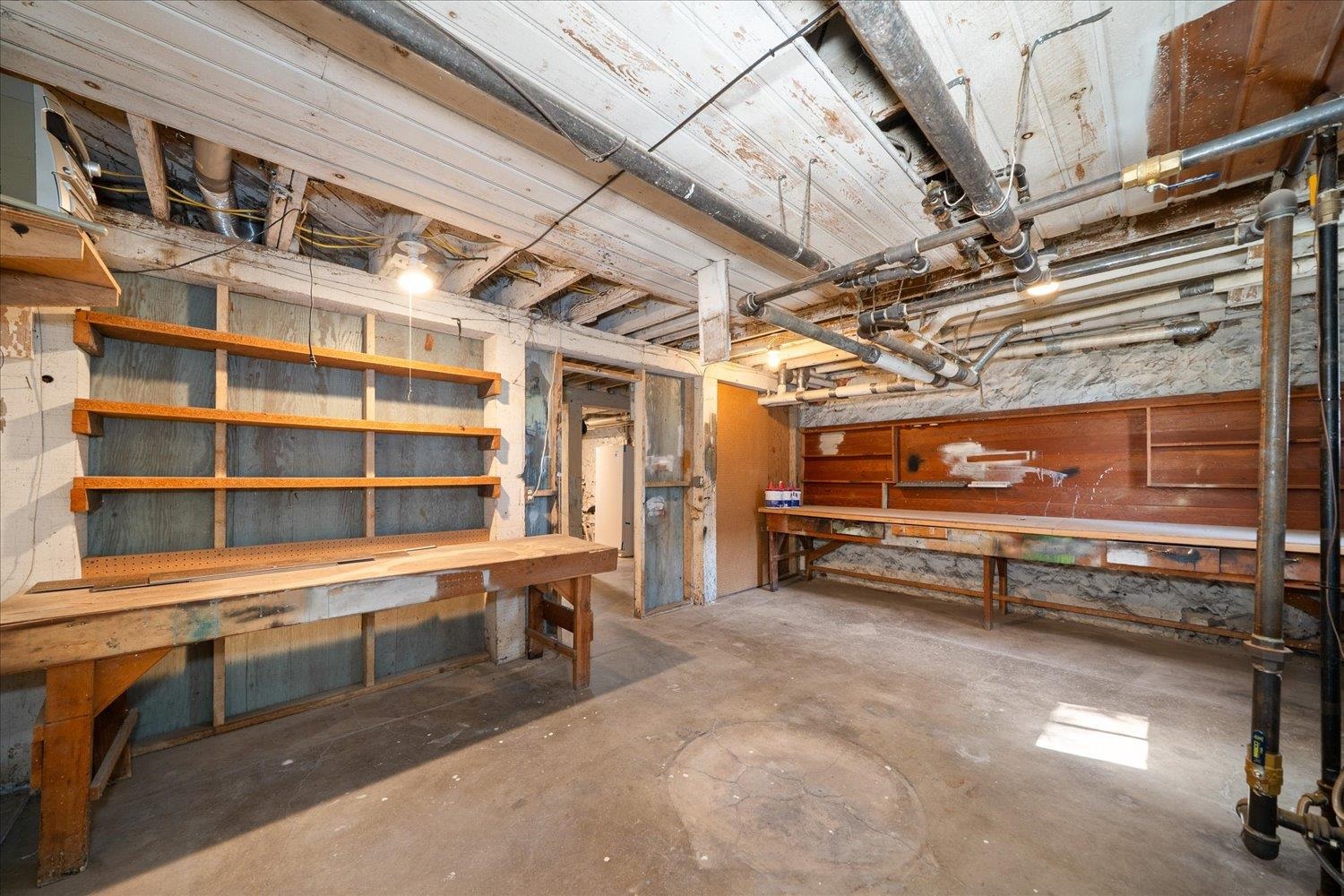 Spokane, Washington, 99204, United States, 4 Bedrooms Bedrooms, ,3 BathroomsBathrooms,Residential,For Sale,2001174