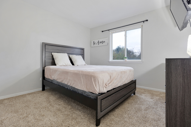 Elgin, Illinois, 60124, United States, 5 Bedrooms Bedrooms, ,3 BathroomsBathrooms,Residential,For Sale,1983976