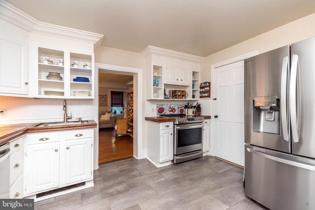 Ottsville, Pennsylvania, 18942, United States, 3 Bedrooms Bedrooms, ,3 BathroomsBathrooms,Residential,For Sale,1950550