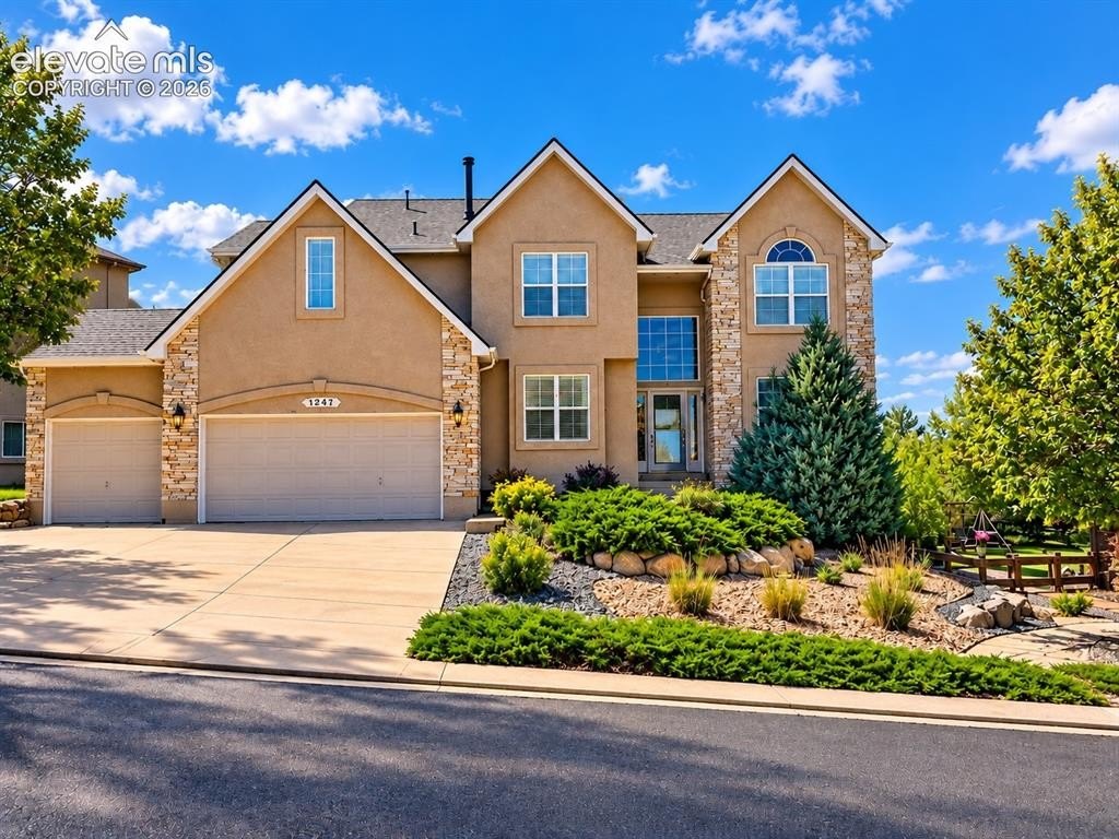 Castle Hills Pl, Colorado Springs, CO 80921