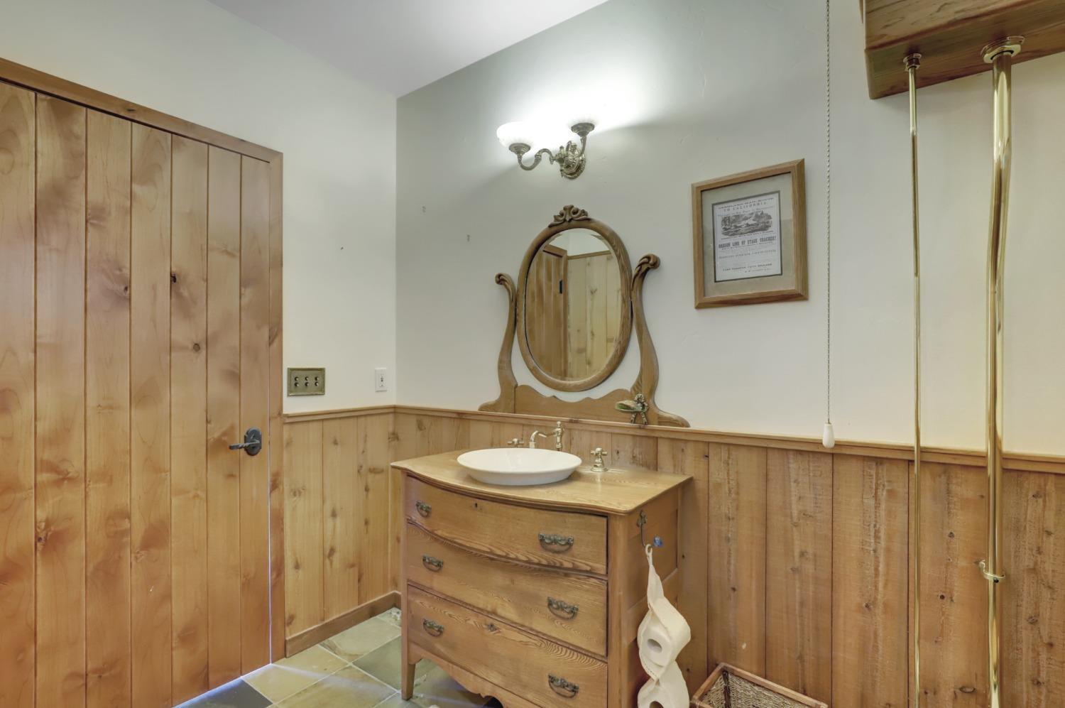 Nevada City, California, 95959, United States, 3 Bedrooms Bedrooms, ,3 BathroomsBathrooms,Residential,For Sale,1937028