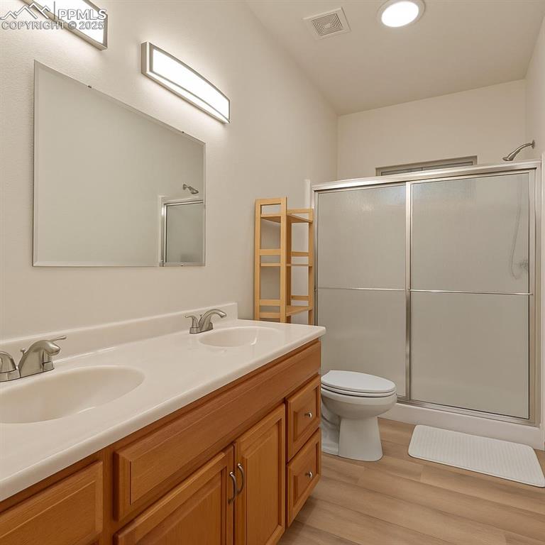 Cripple Creek, Colorado, 80813, United States, 4 Bedrooms Bedrooms, ,2 BathroomsBathrooms,Residential,For Sale,1911022