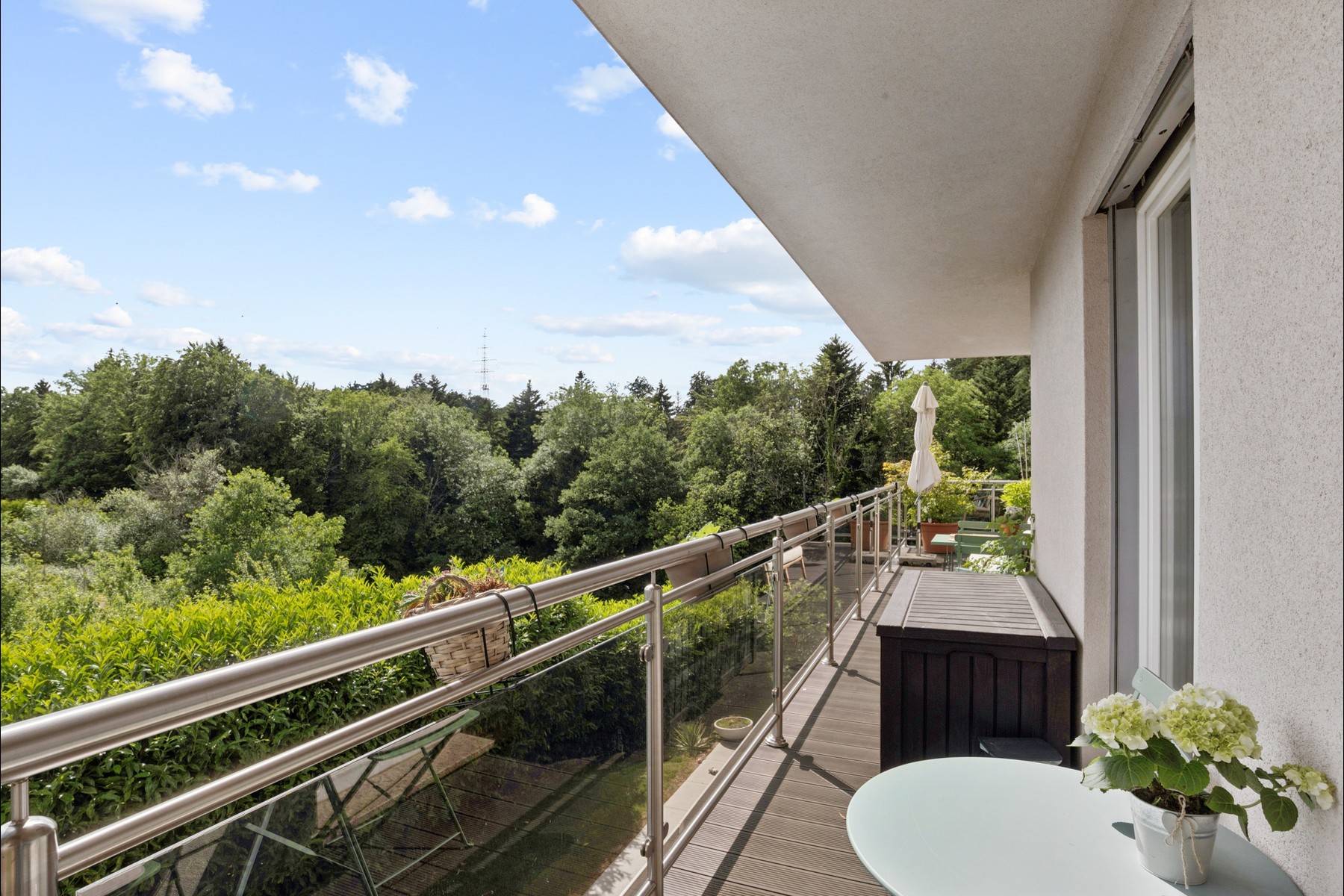  RARE 4.5P WITH 30M² TERRACE ON THE HEIGHTS OF LAUSANNE - 物件實景