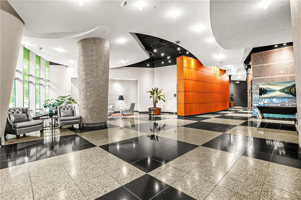 Atlanta, Georgia, 30326, United States, 2 Bedrooms Bedrooms, ,3 BathroomsBathrooms,Residential,For Sale,1949751