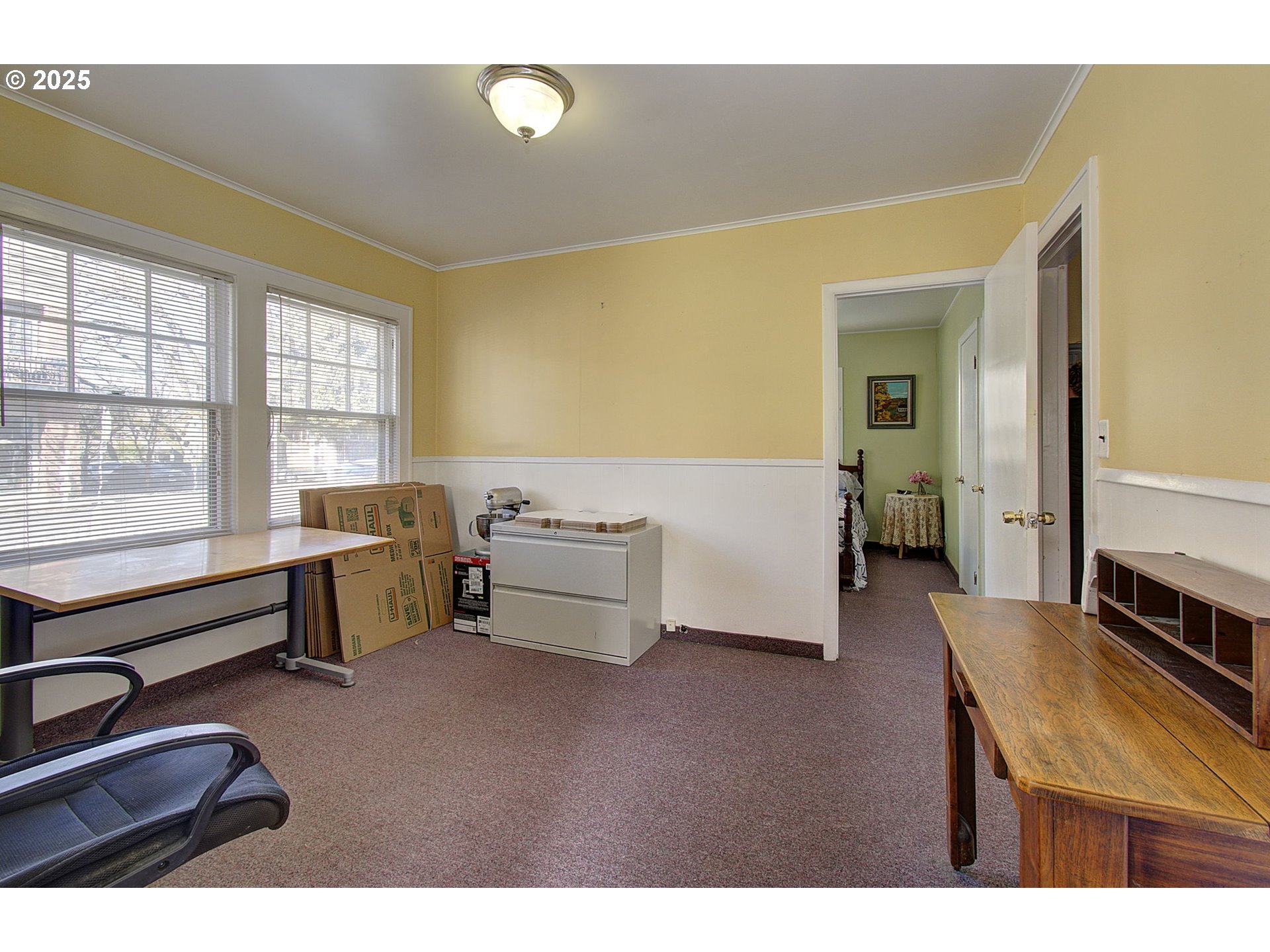 Portland, Oregon, 97202, United States, 3 Bedrooms Bedrooms, ,1 BathroomBathrooms,Residential,For Sale,1721248