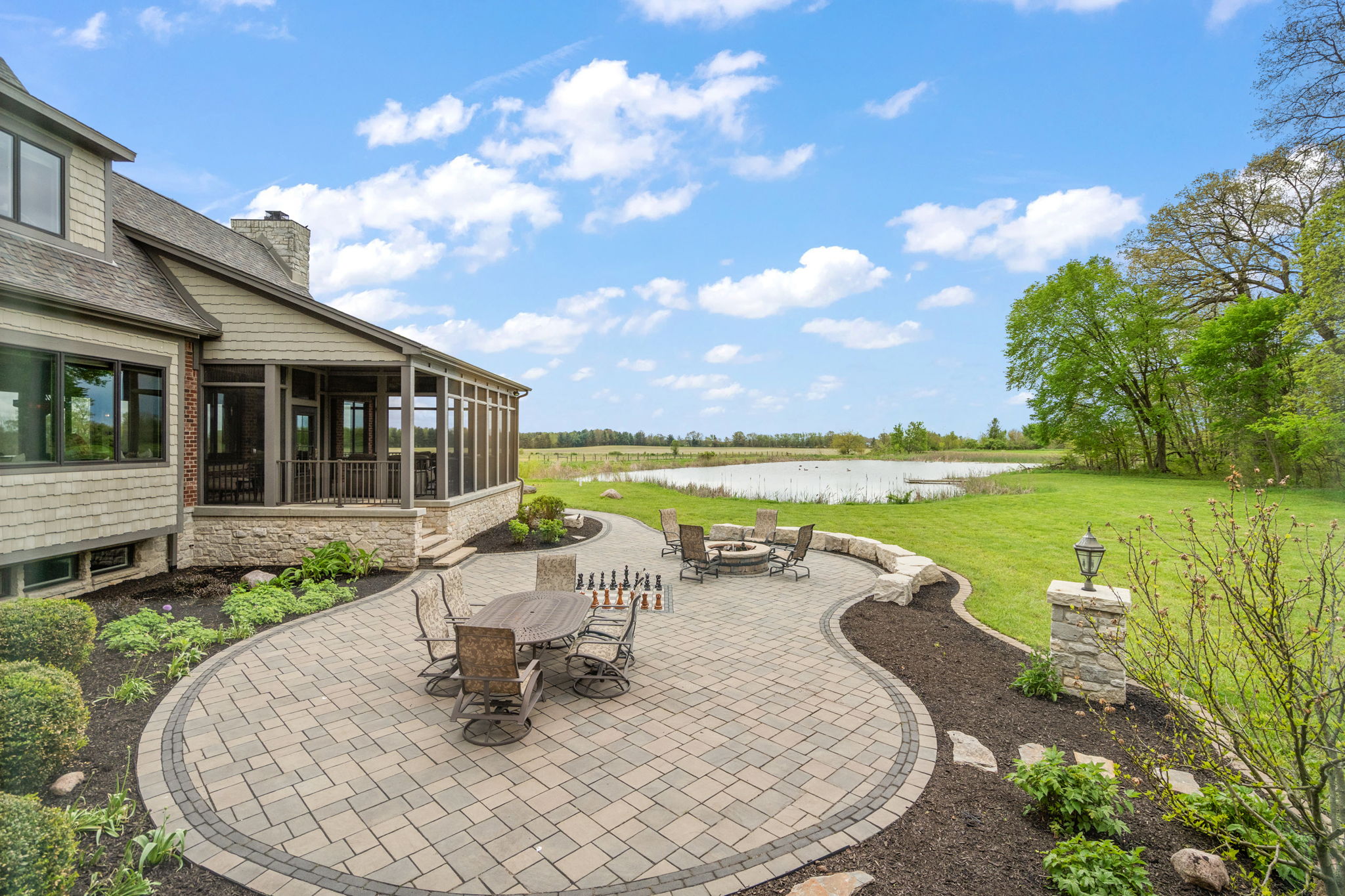  77+ Acre Estate Offering a Blend of Open Ground and Wooded Surroundings - 物件實景