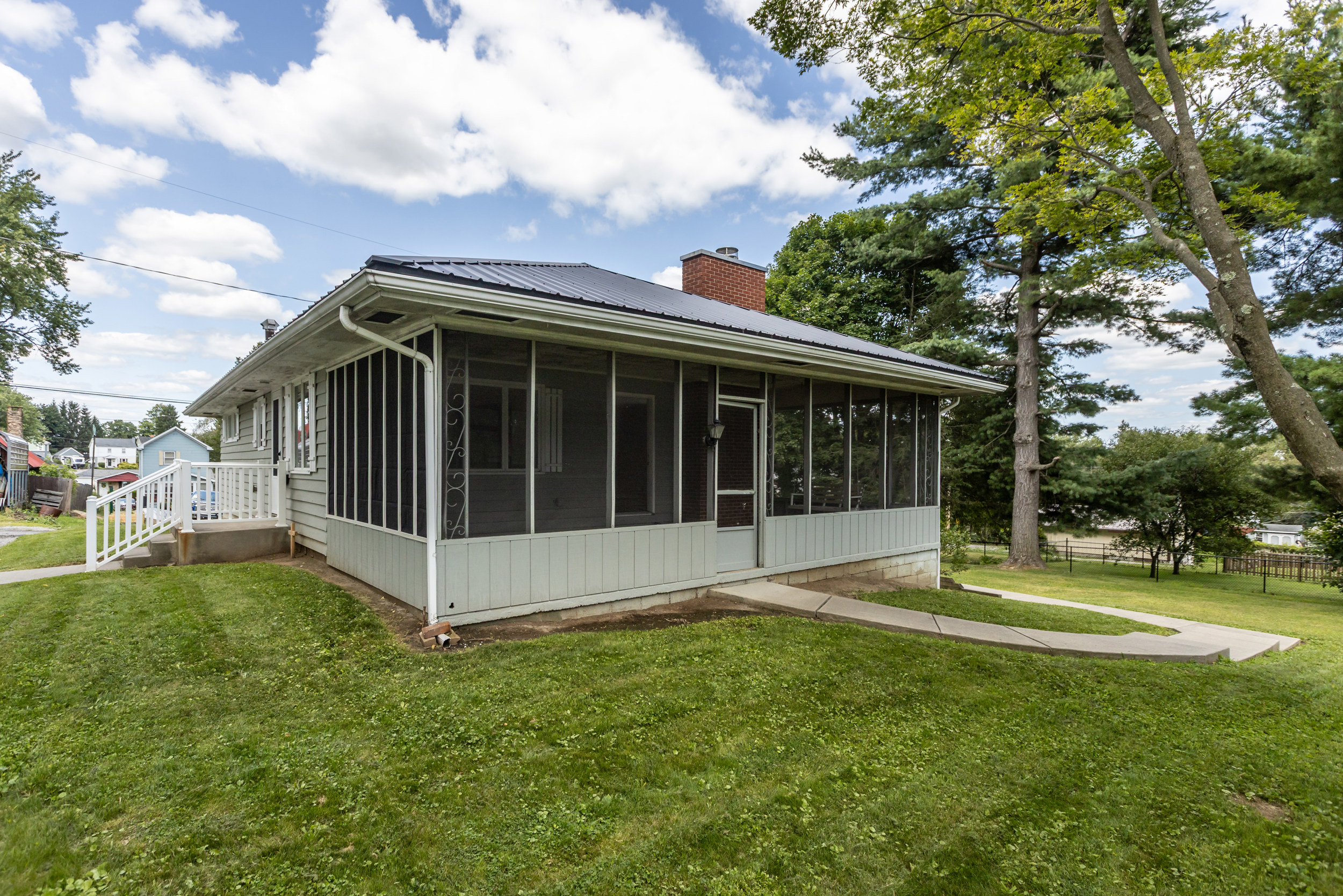  1825 Dixon Way, Patterson Township, PA 15010 - 物件實景