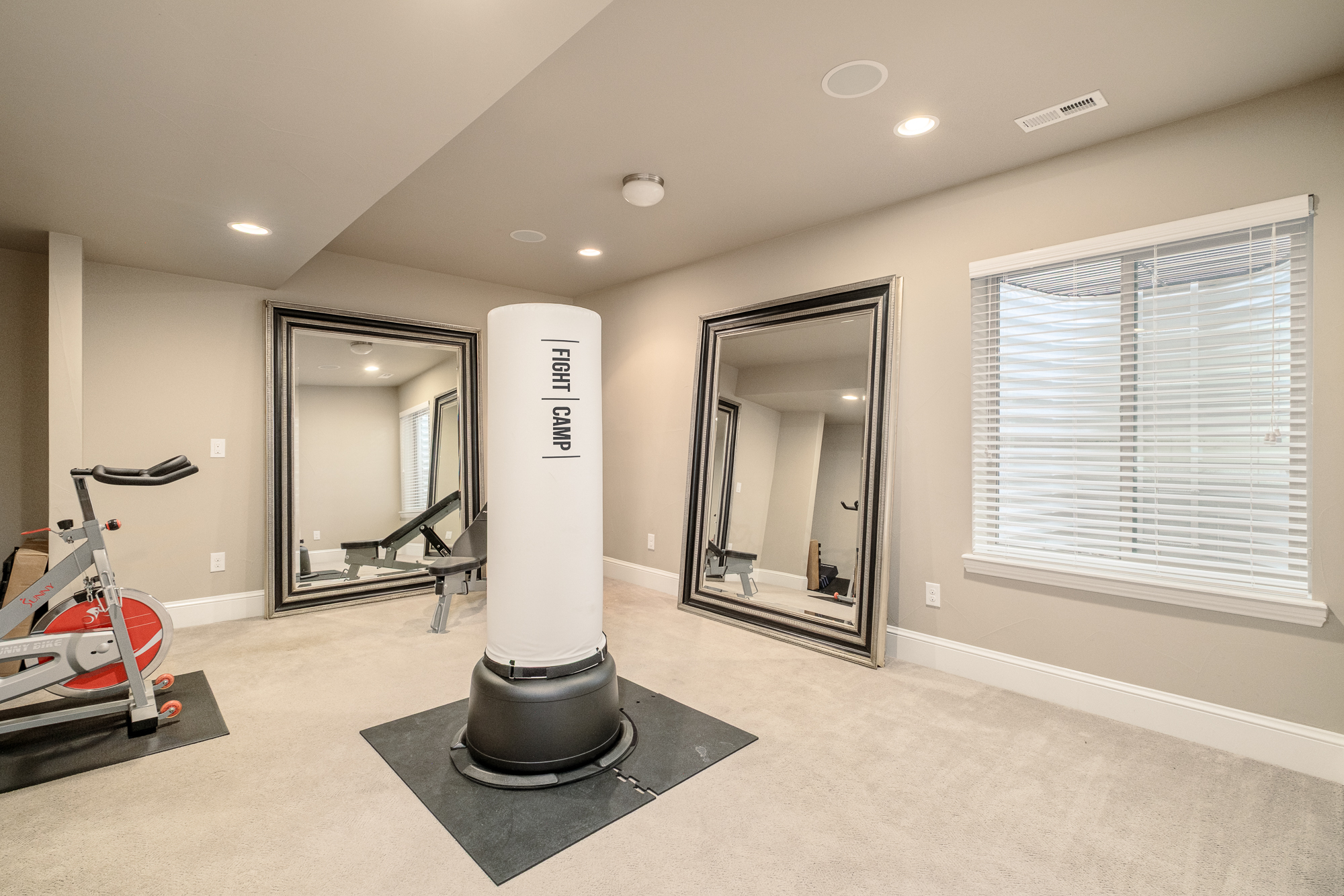  where  luxury meets modern convenience - 物件實景